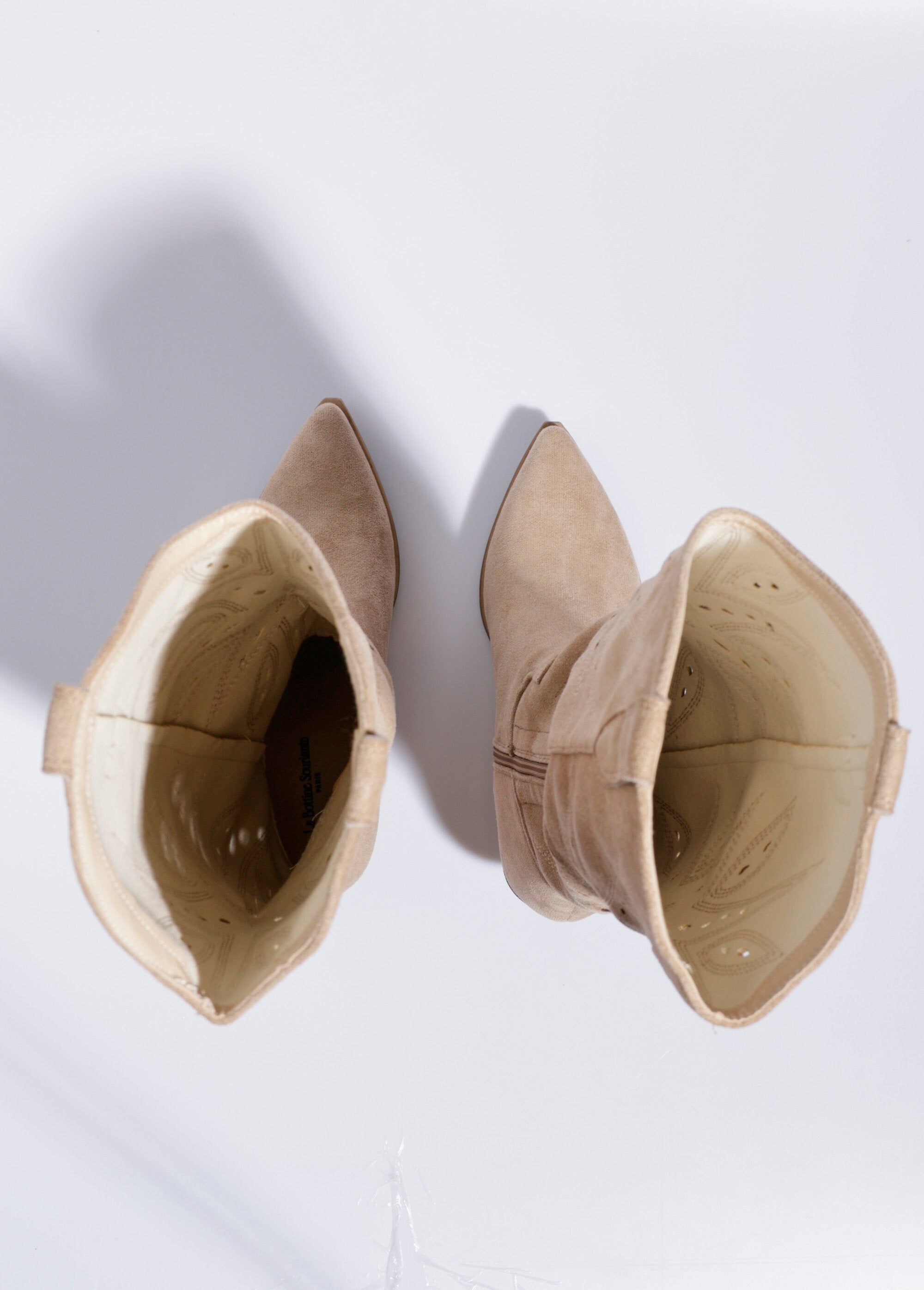 Embroidered_western_boots_with_beveled_heel_Beige_OV1_slim