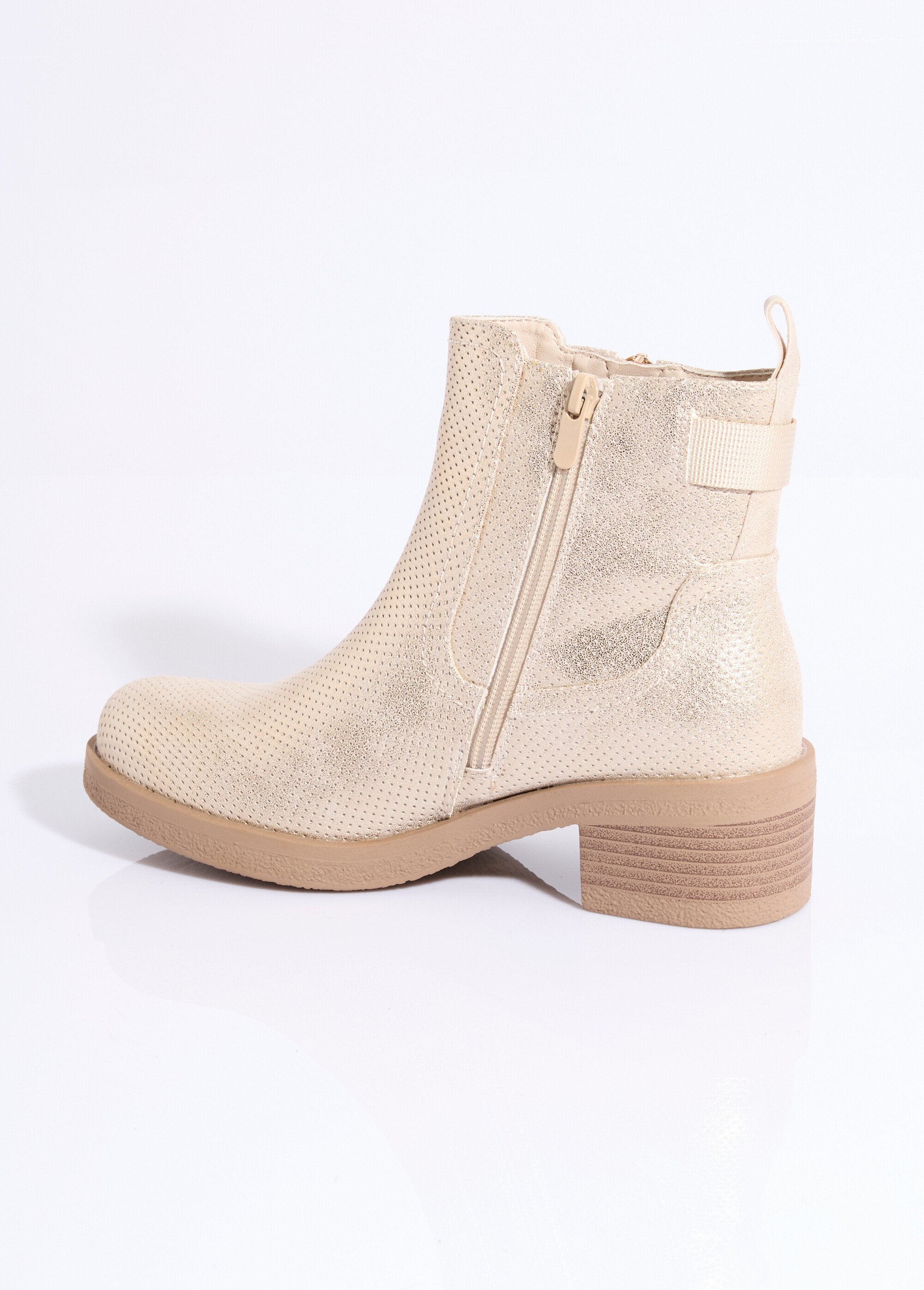 Perforated_ankle_boots_with_heel_and_zip_Golden_DO1_slim