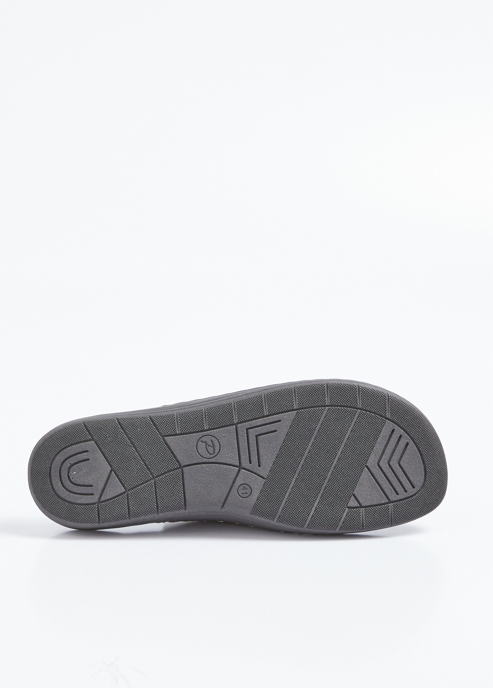 Comfortable_width_mule_slippers_in_embroidered_velvety_textile_Brown_UN1_slim