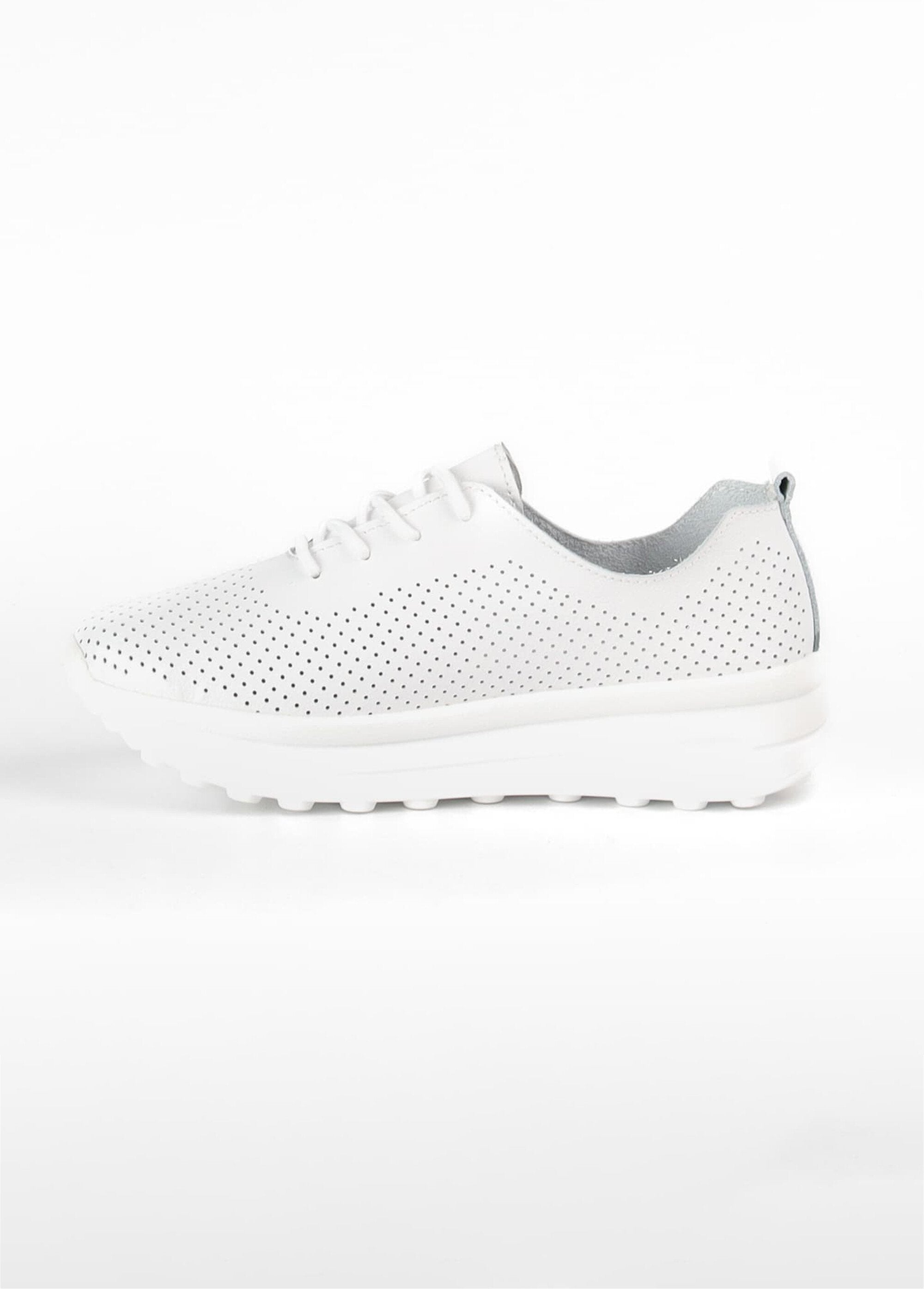 Perforated_leather_sneakers_White_GA1_slim