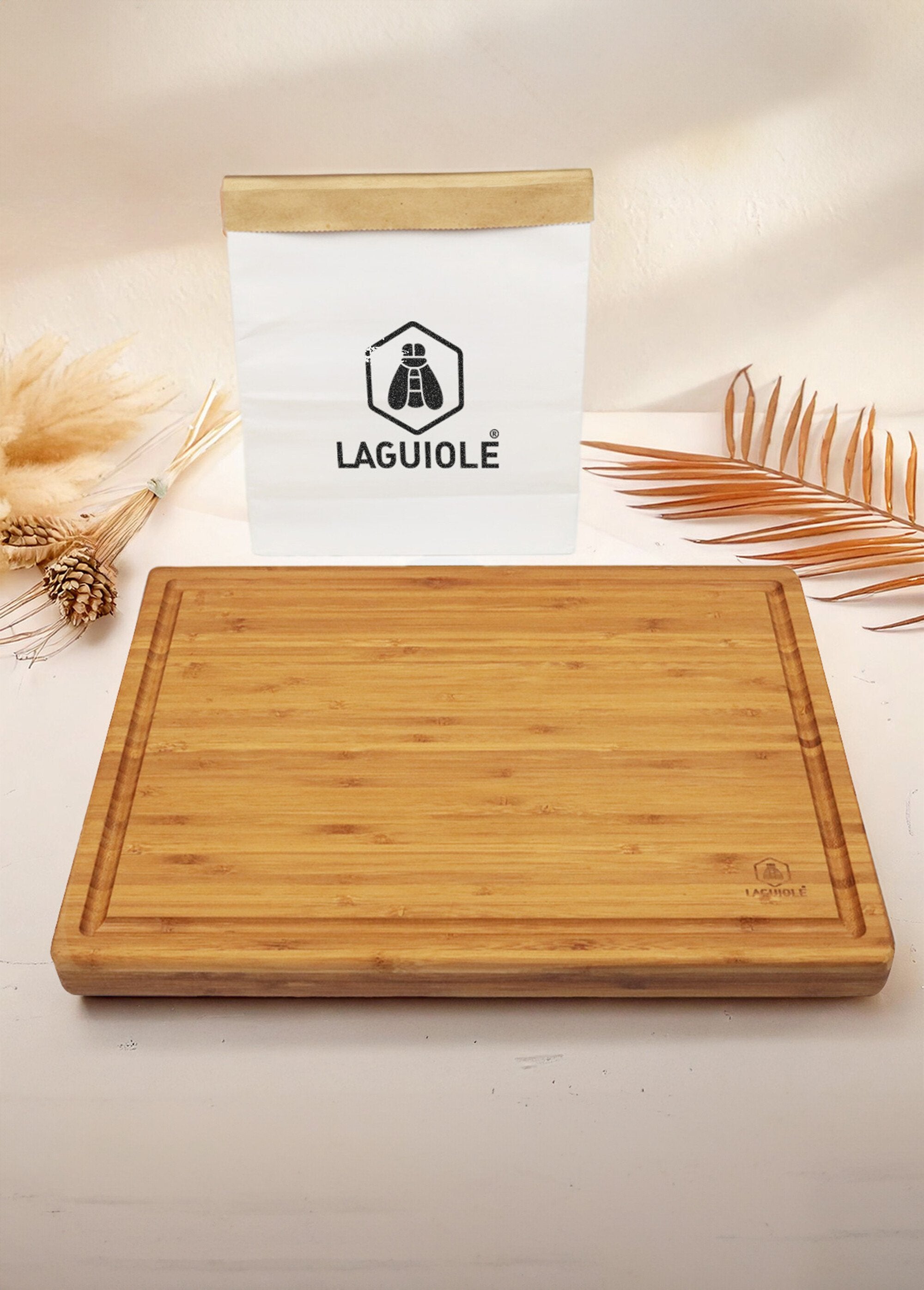 Large_bamboo_cutting_board,_40cm_Brown_SF1_slim