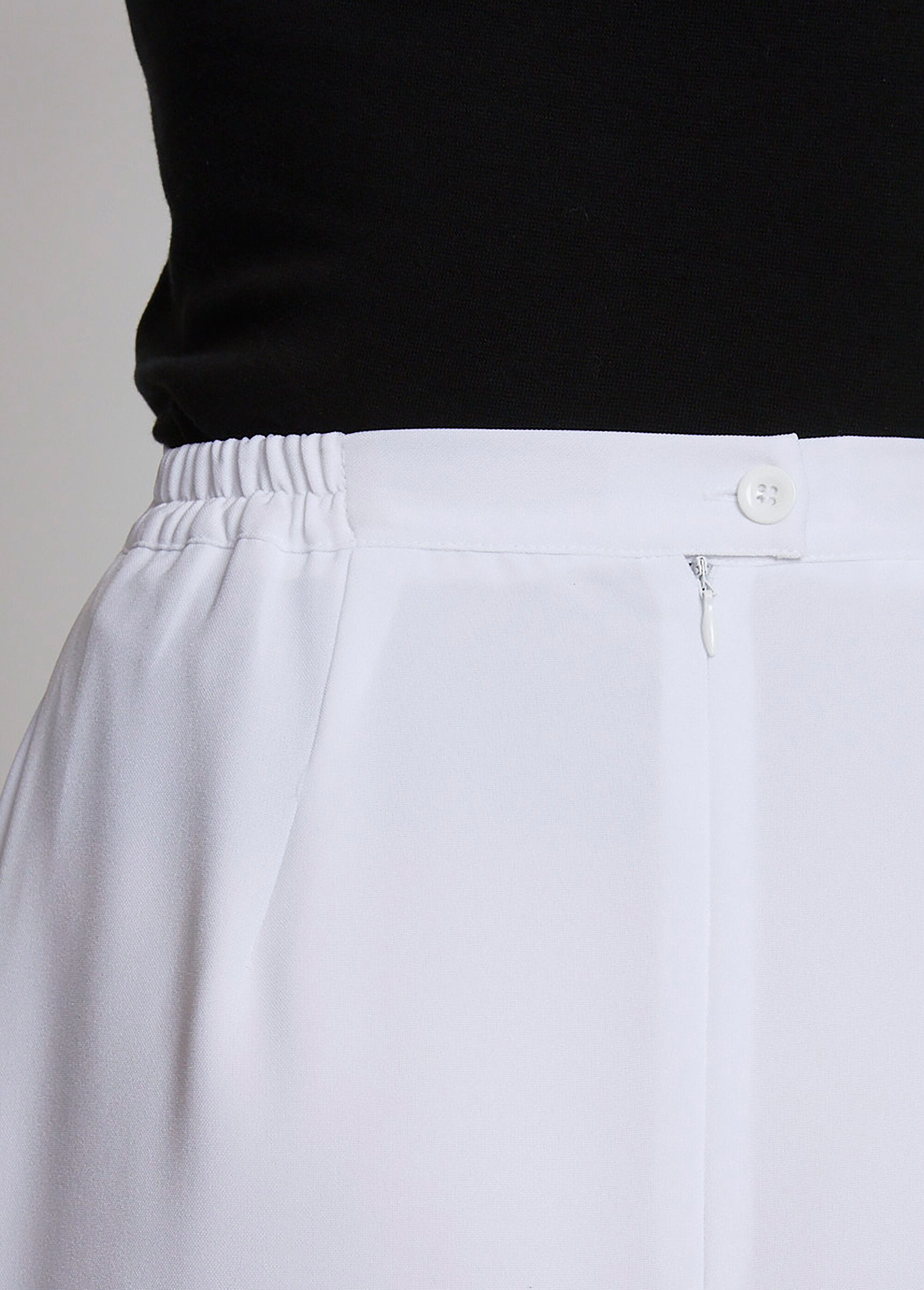 Mid-length_straight_skirt_White_DE1_slim
