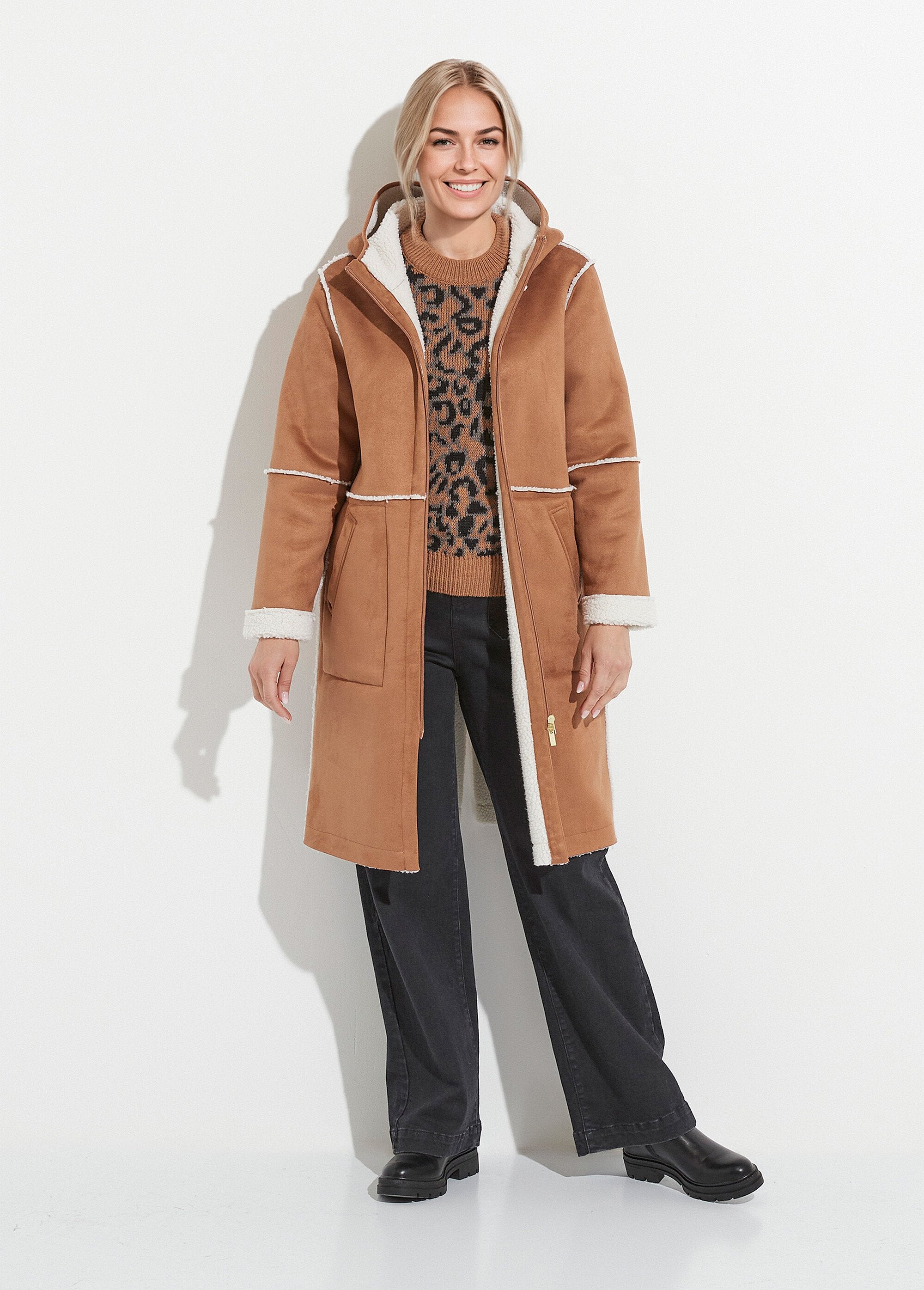 Warm_shearling-effect_hooded_zip-up_coat_camel_FA1_slim