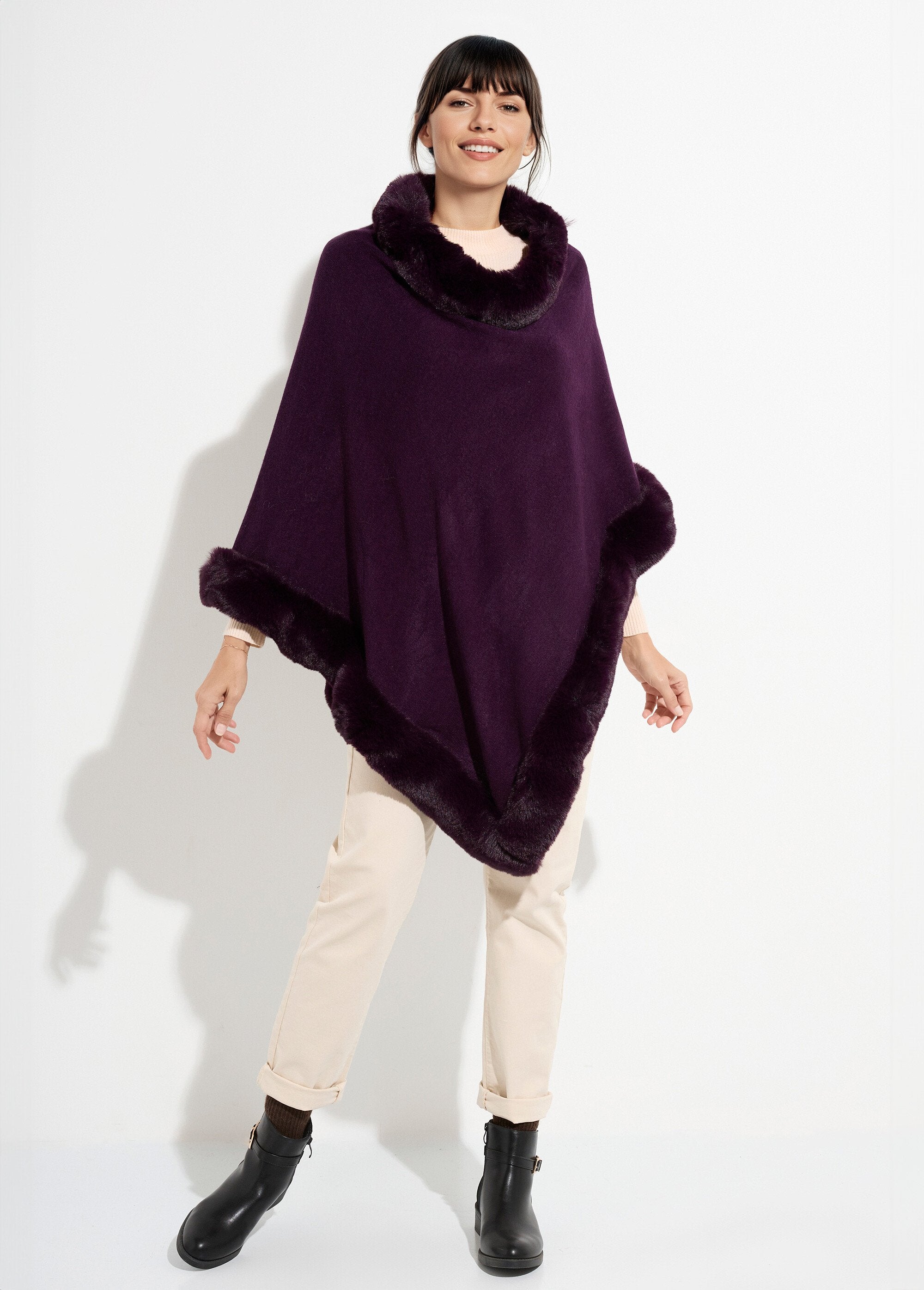 Cape_sweater,_tone-on-tone_fur_trim_Plum_SF1_slim