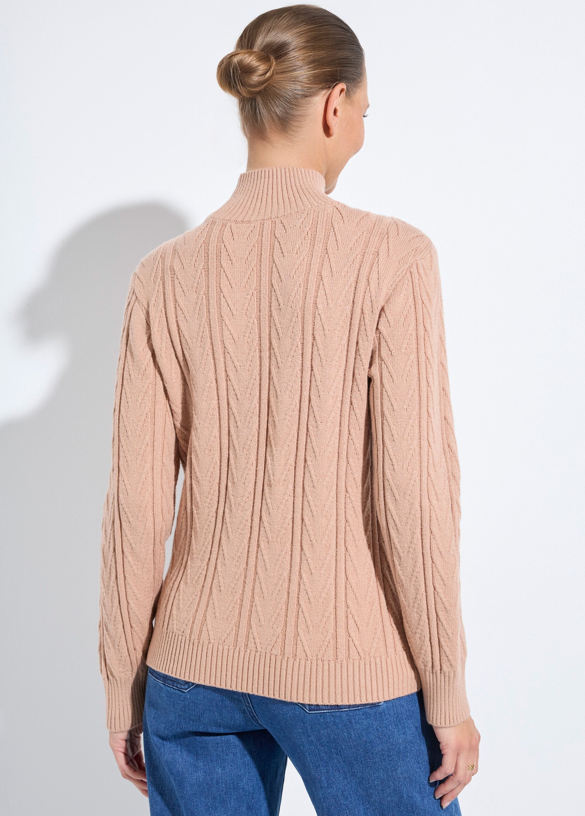 Warm_ribbed_and_twisted_high_neck_sweater_camel_DO1_slim