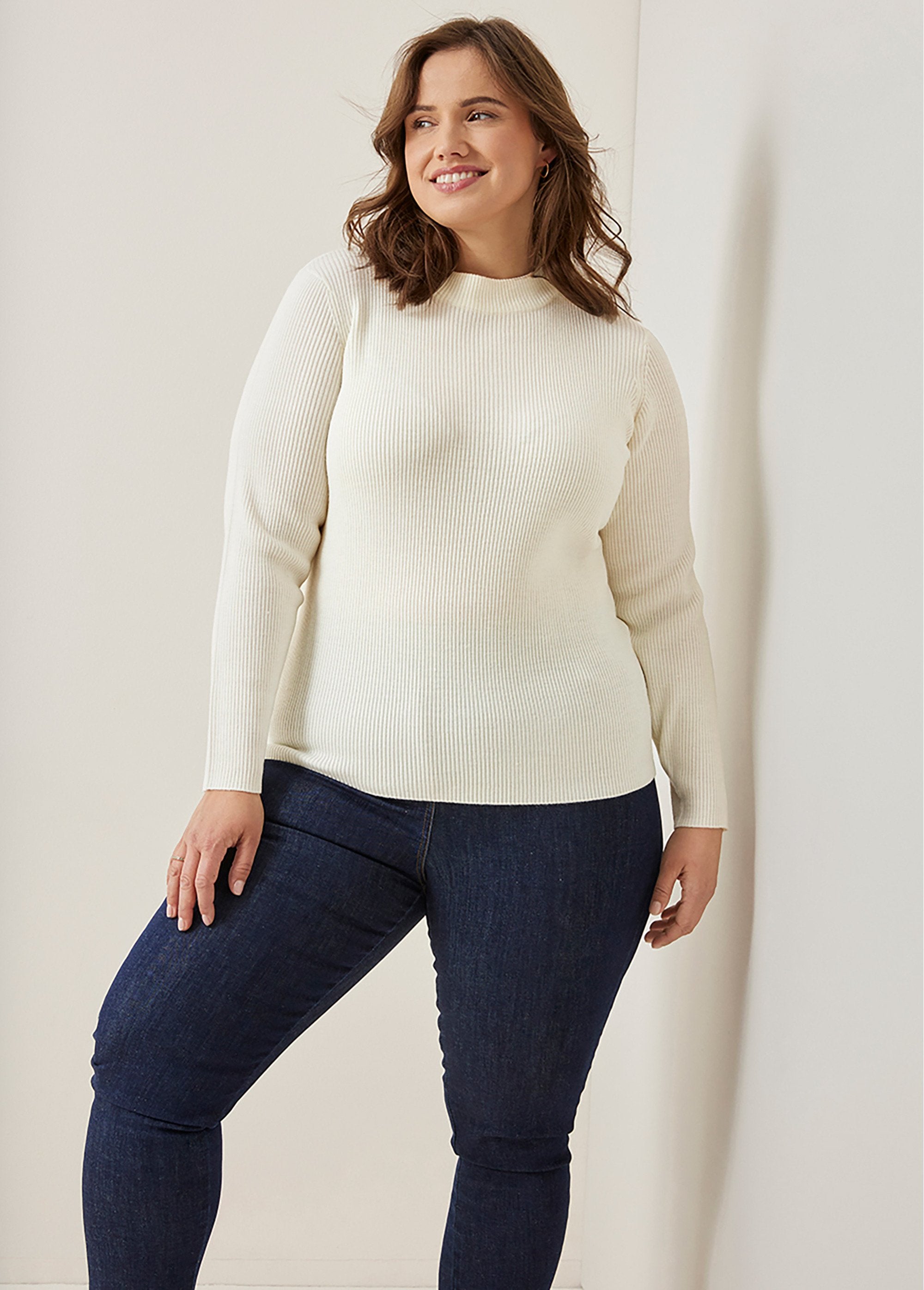 Short_ribbed_knit_high_neck_sweater_Ecru_FA1_curvy
