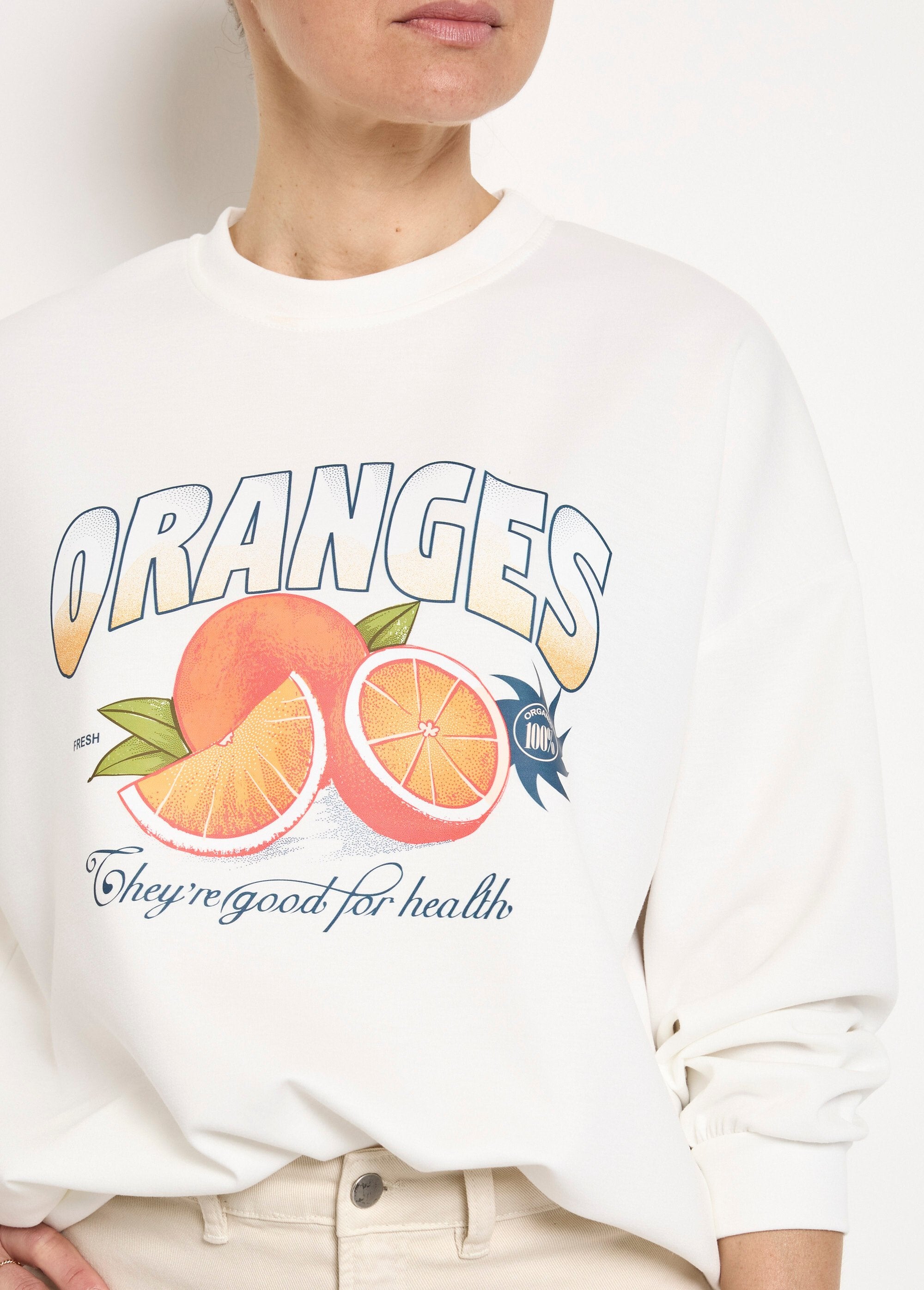 Round_neck_sweatshirt_with_orange_pattern_in_soft_knit_White_DE1_slim