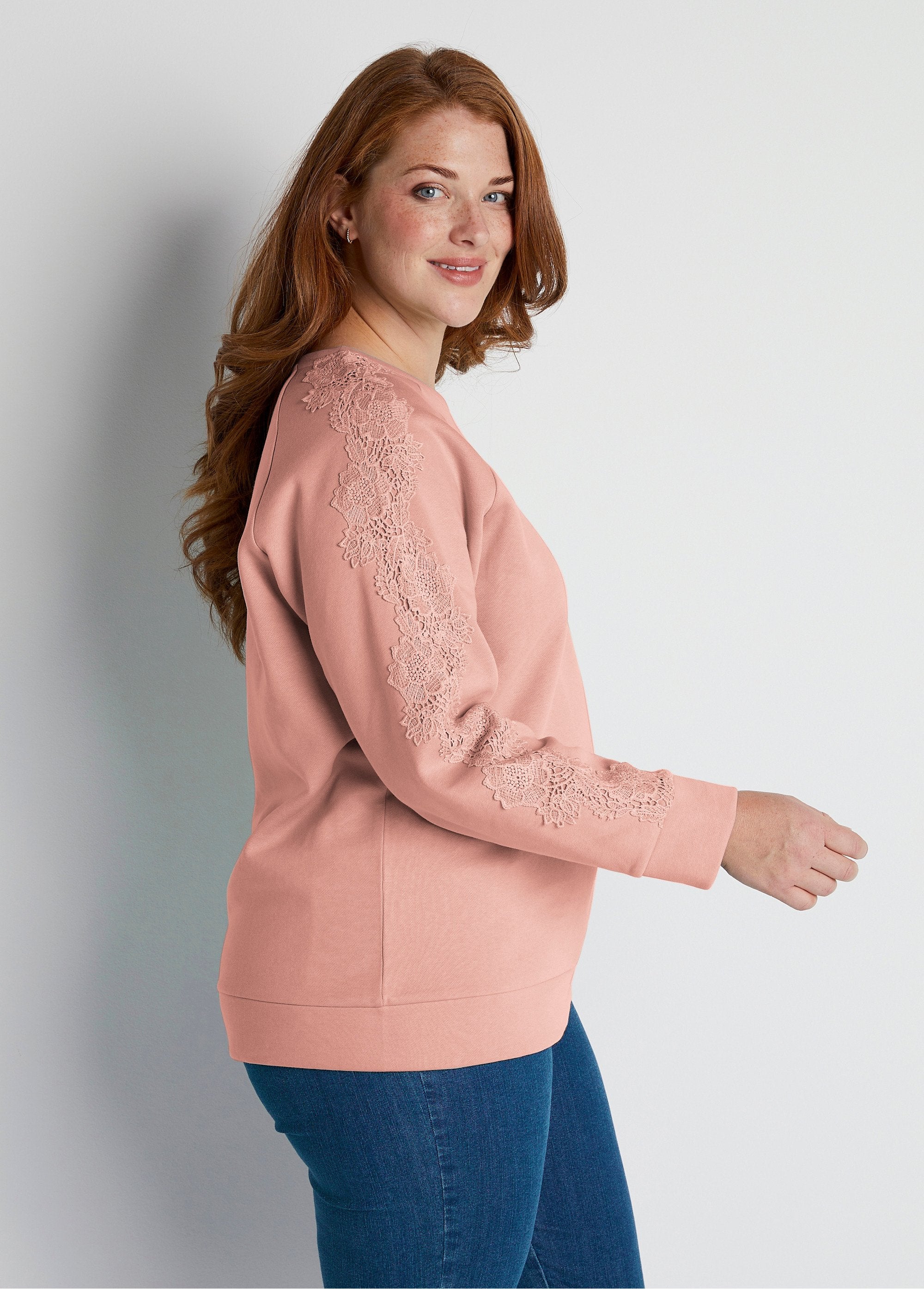 Round_neck_lace_jersey_sweatshirt_Pink_FA2_curvy