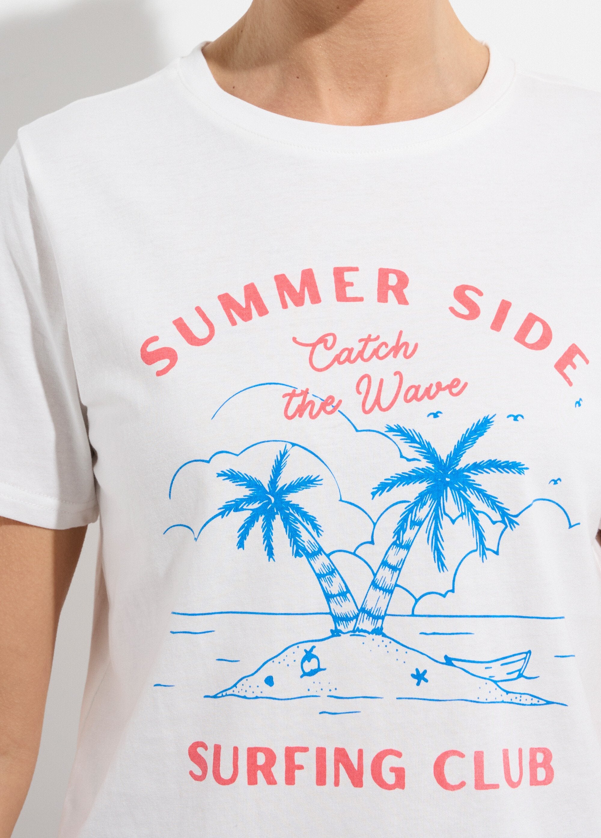 White_T-shirt,_Surfing_Club_screen_print_White_DE1_slim