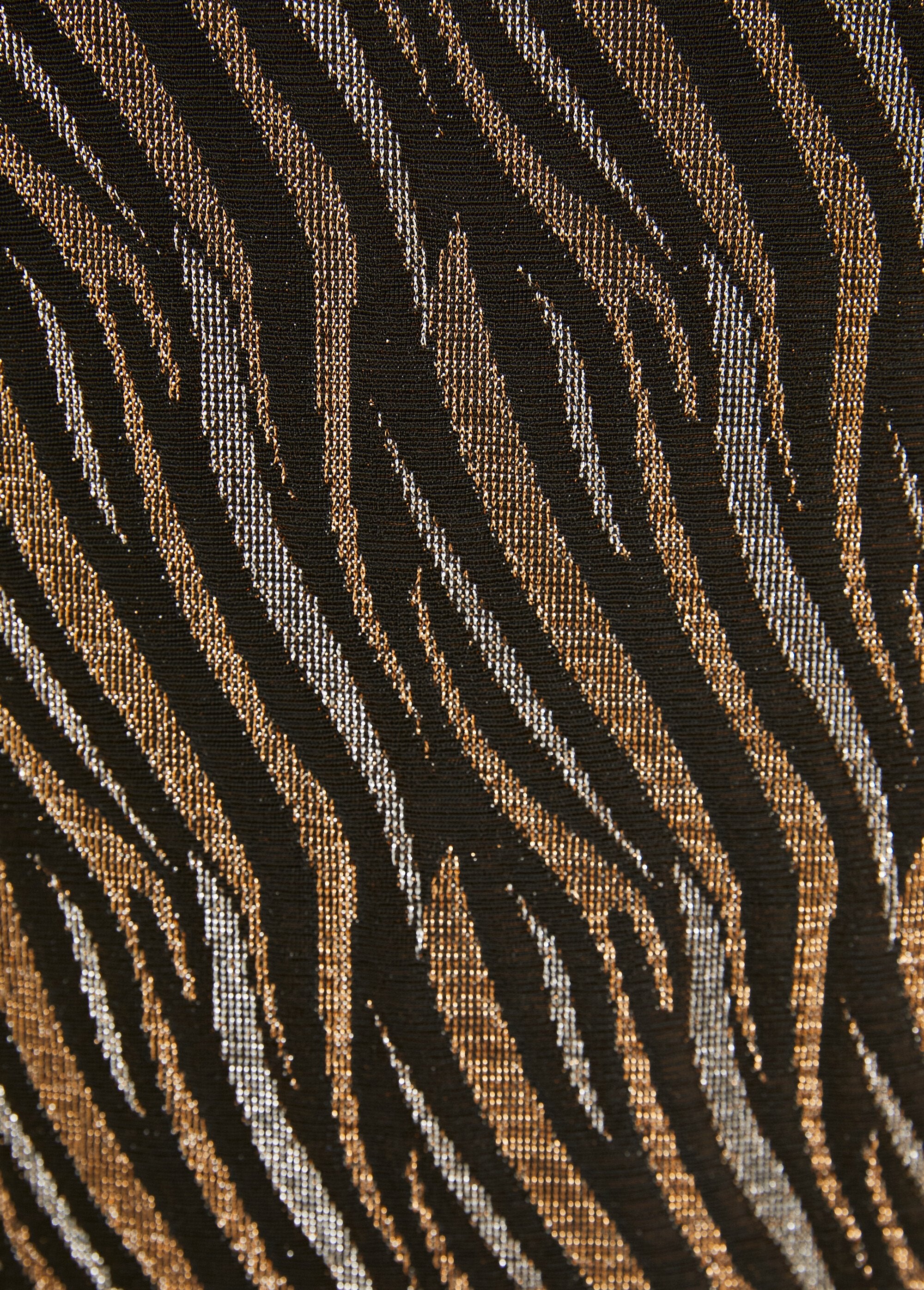 Short_T-shirt_shiny_mesh_jacquard_lace_Black_and_copper_DE4_slim