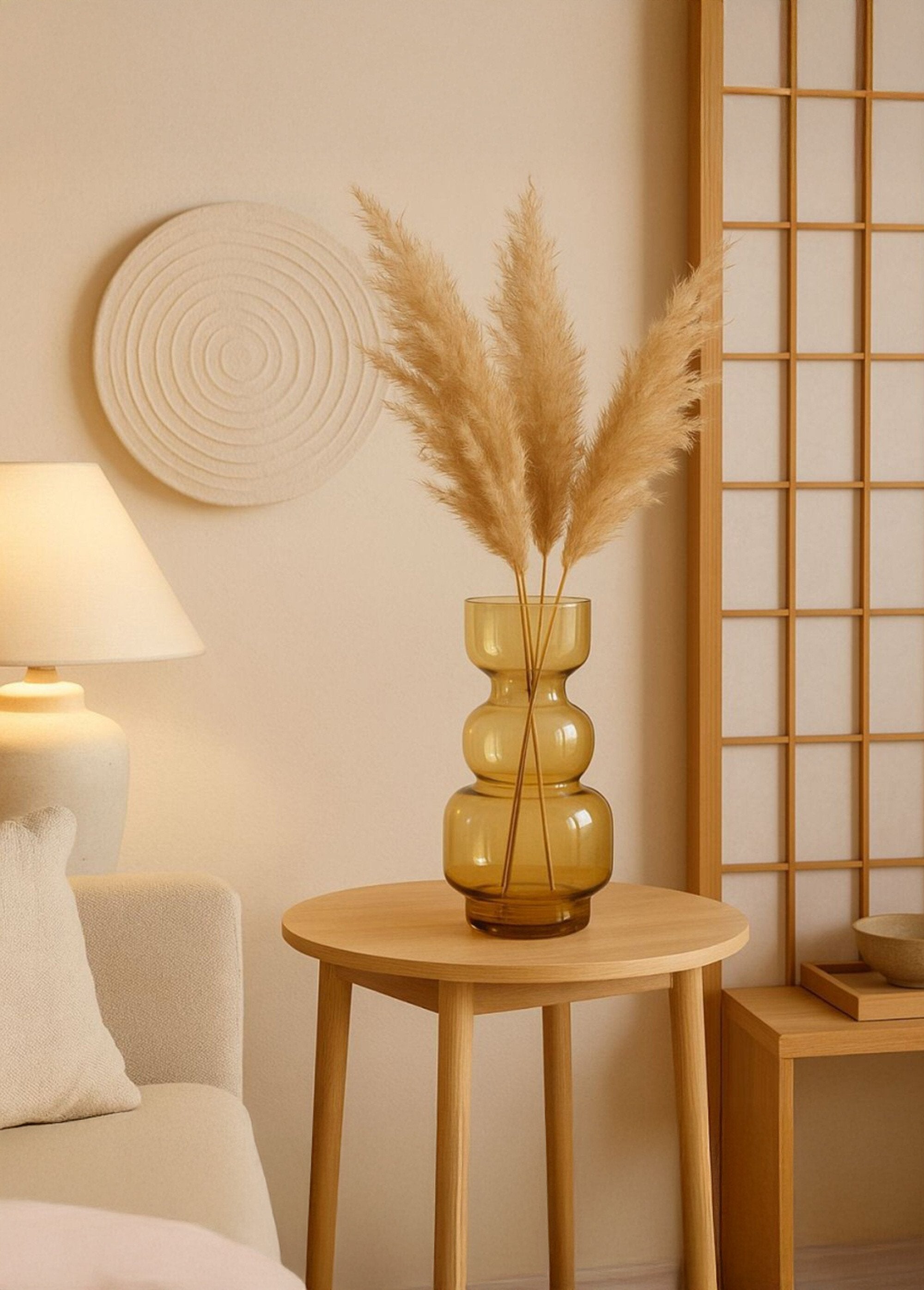 Vase_made_of_tinted_glass,_curved_shape_Amber_SF1_slim