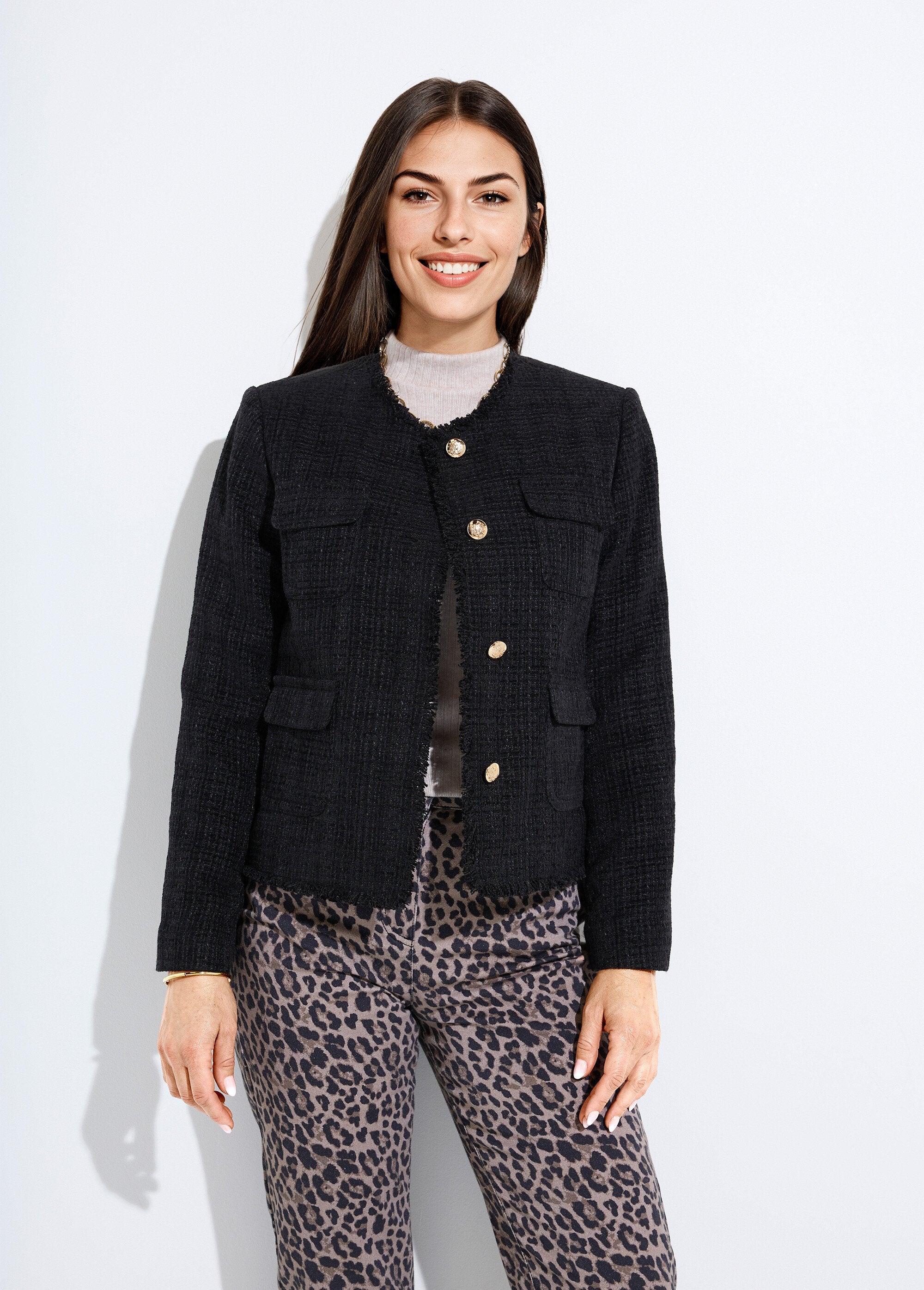 Fringed_button-down_collarless_tweed_jacket_Black_FA1_slim