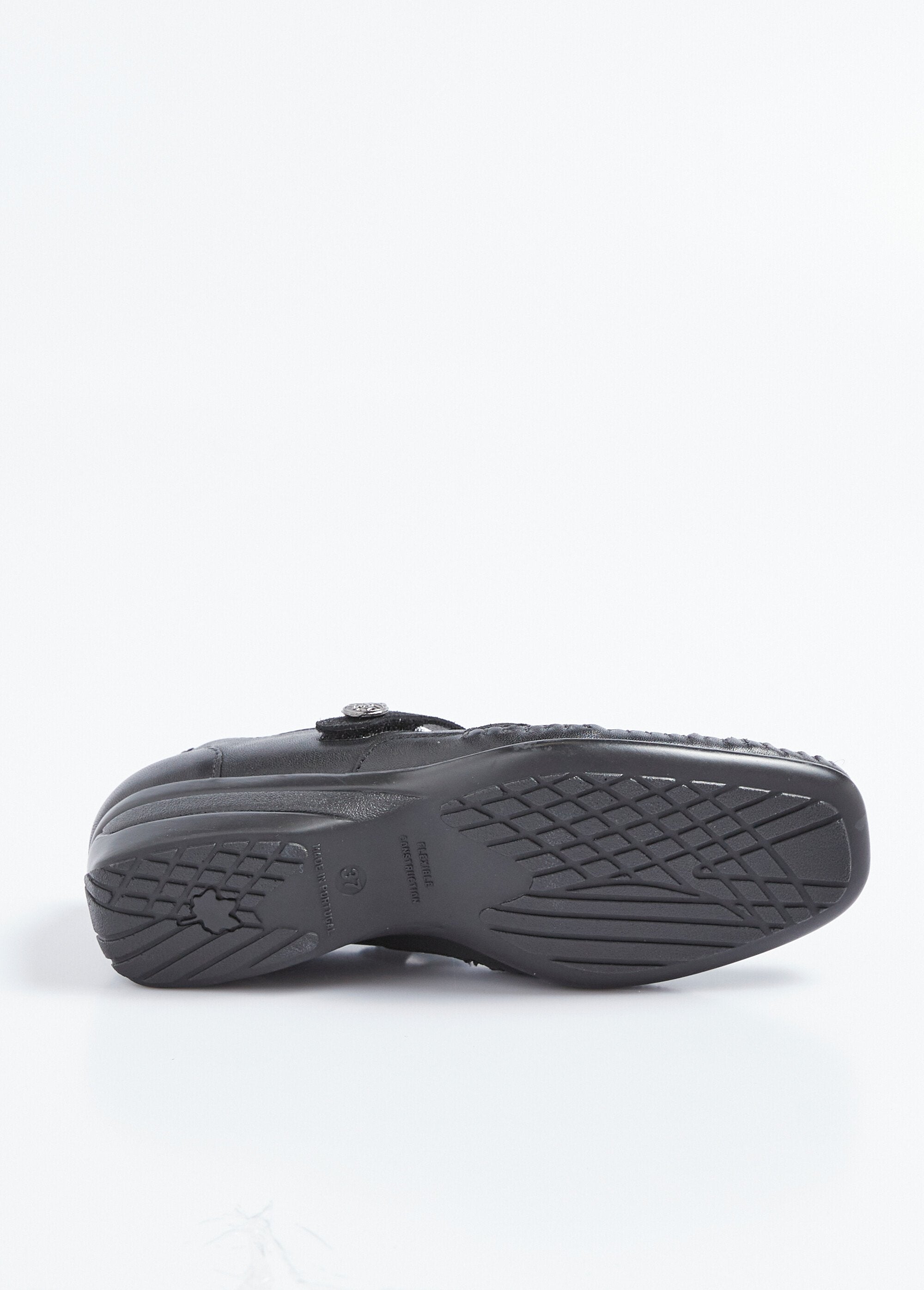 Comfort_wide_leather_ballerinas_with_Velcro_straps_Black_UN1_slim