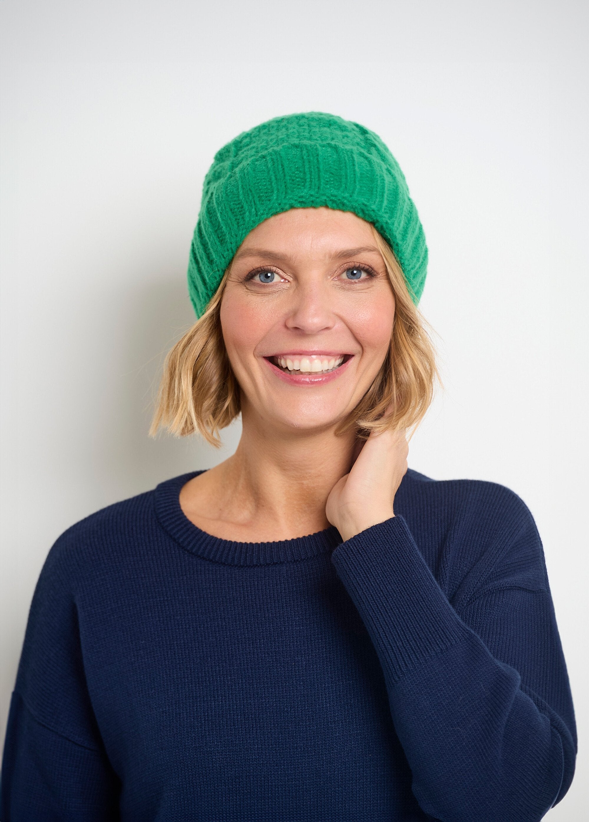 Warm_Irish_hat_with_fleece_lining_Vert_FA1_slim