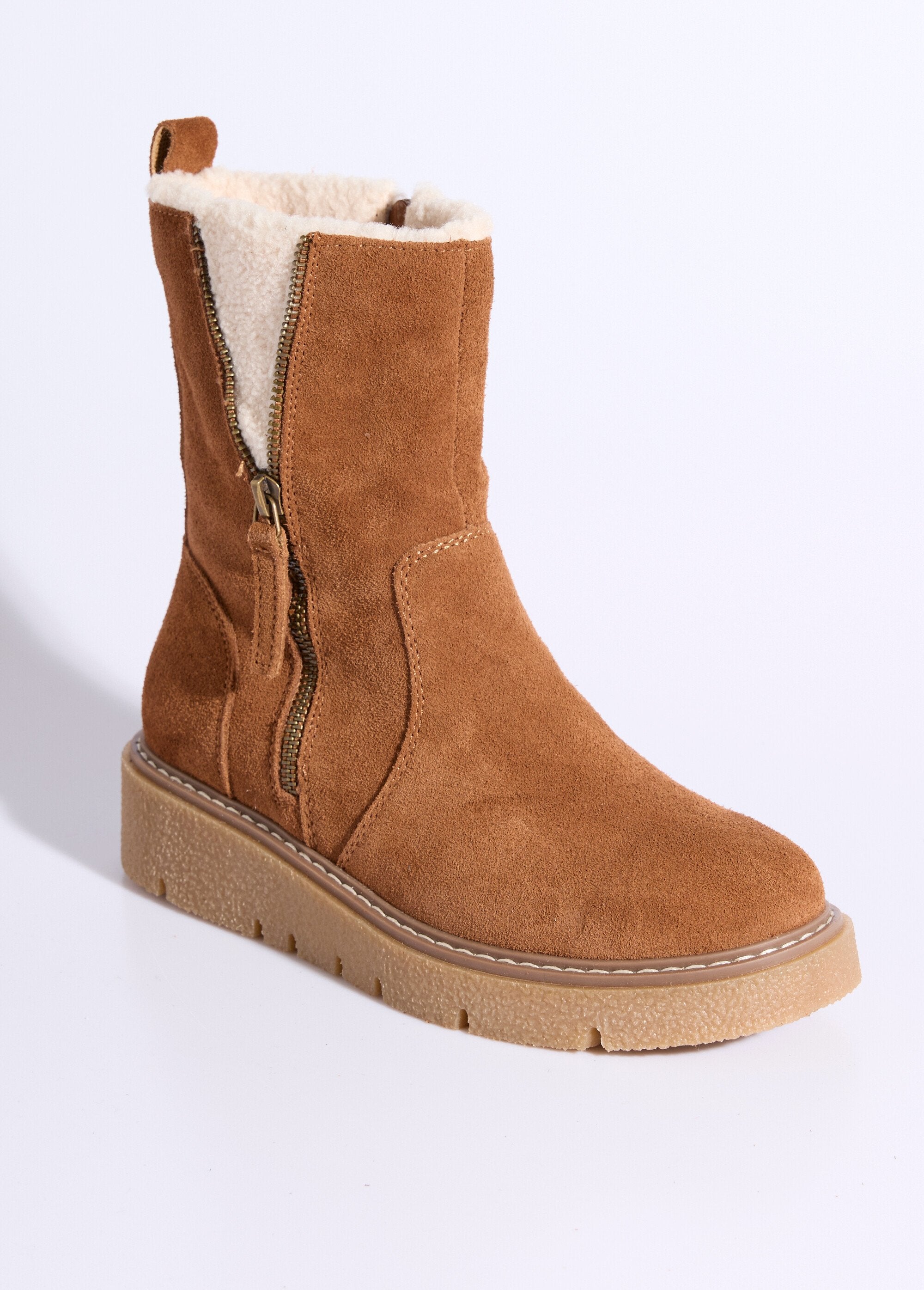 High-top_leather_boots_with_fur_details_camel_FA1_slim
