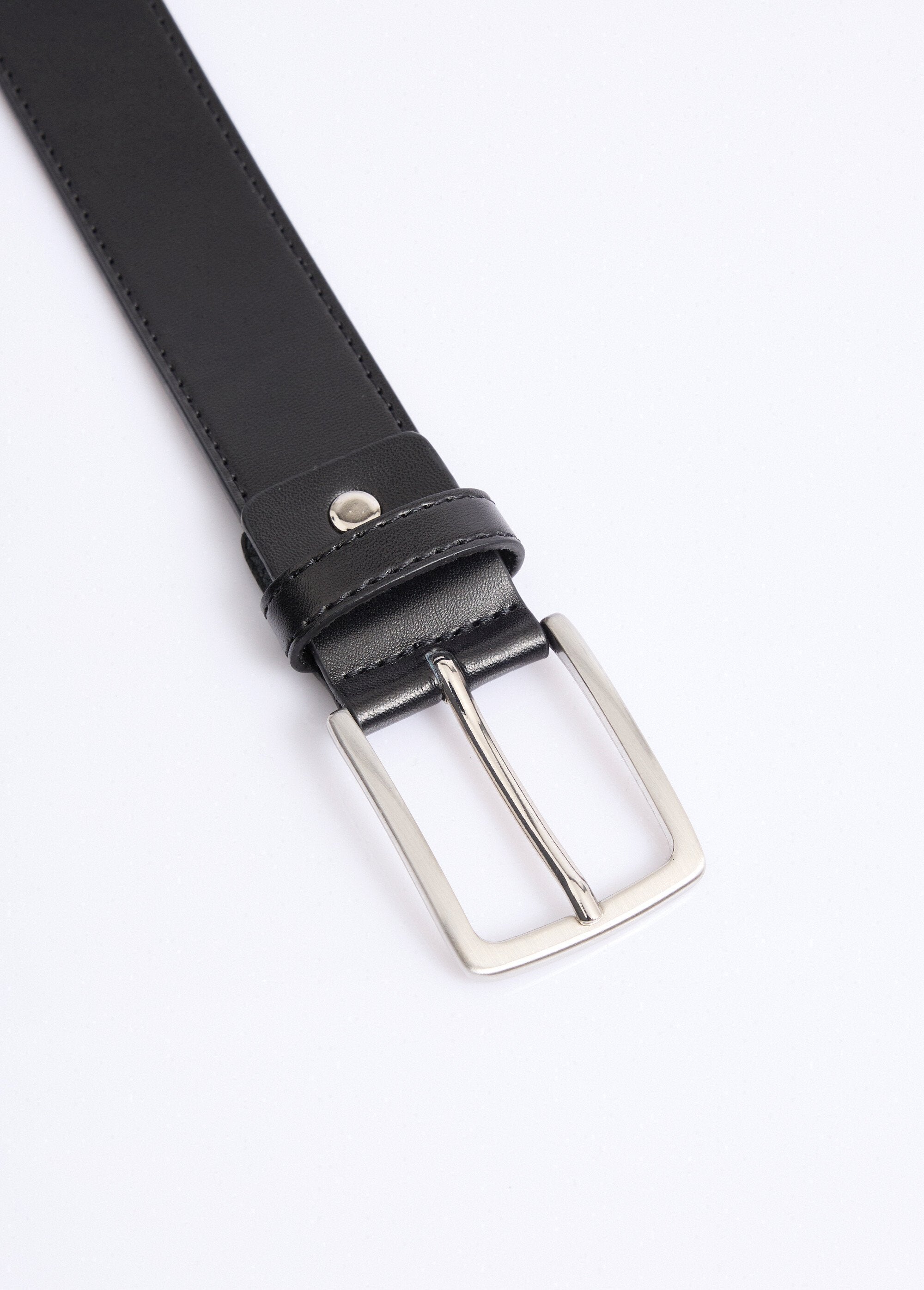 Genuine_leather_belt,_metal_buckle_Black_DE2_slim