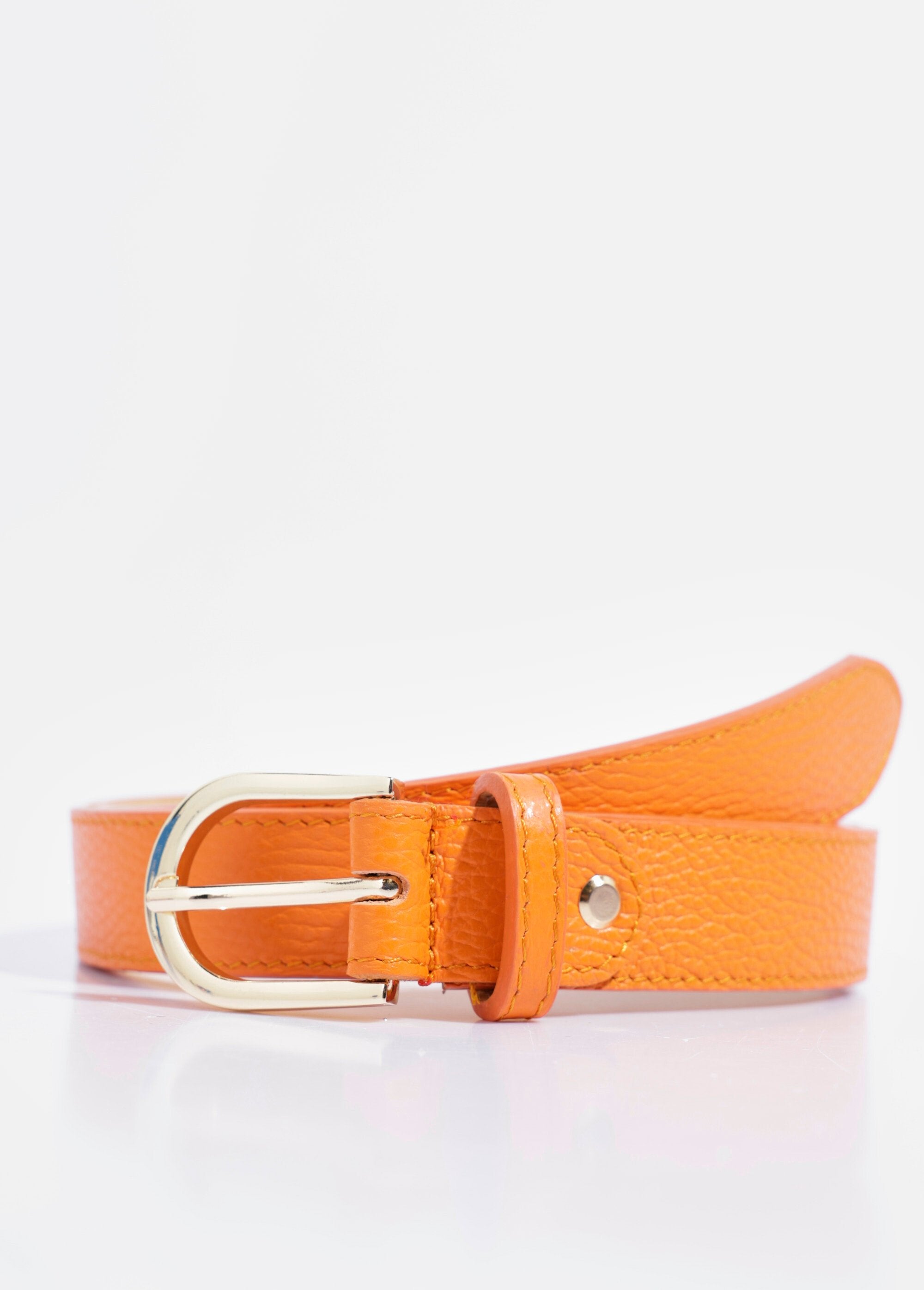 Grained_leather_belt_with_metal_buckle_Orange_FA1_slim