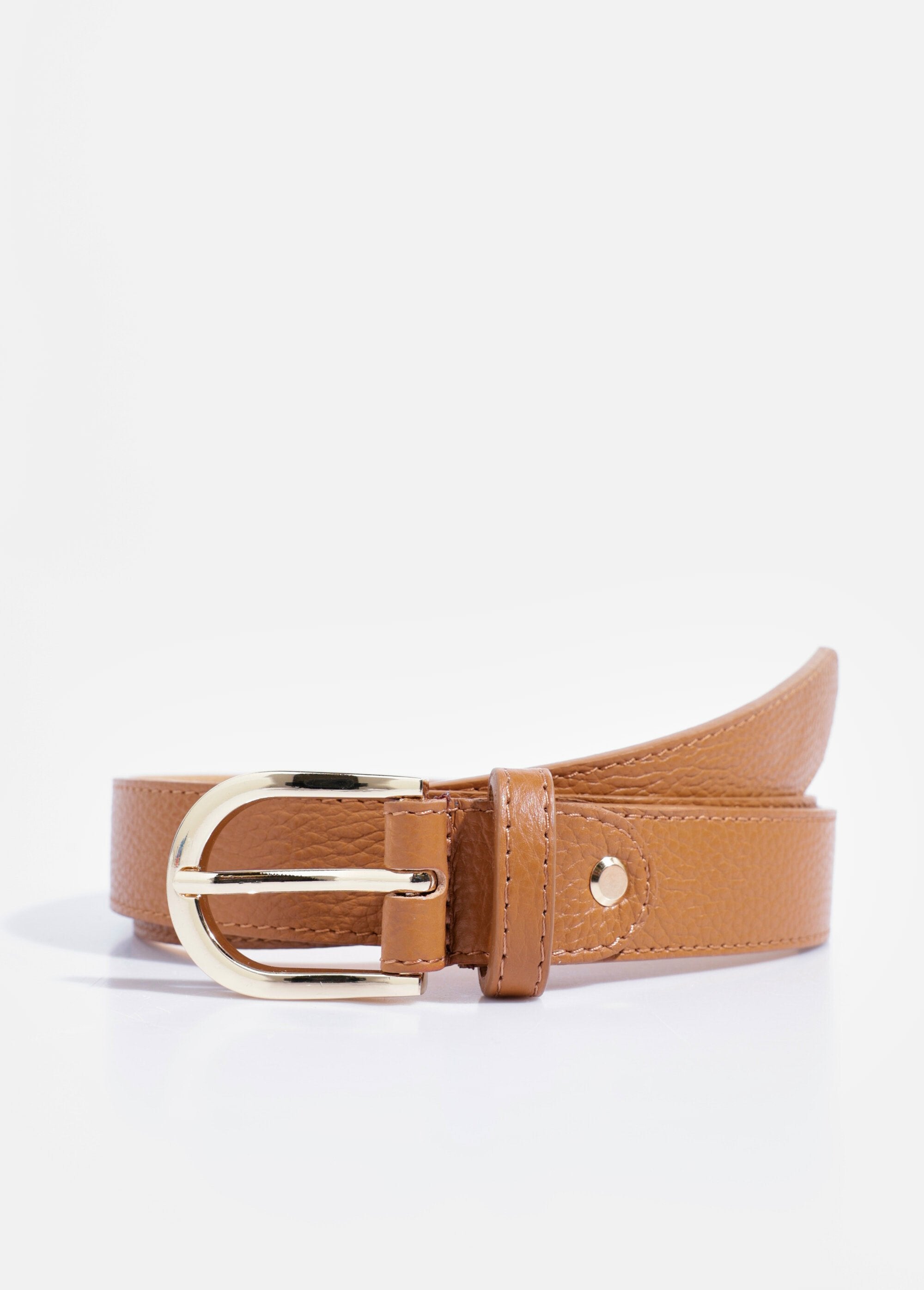 Grained_leather_belt_with_metal_buckle_camel_FA1_slim