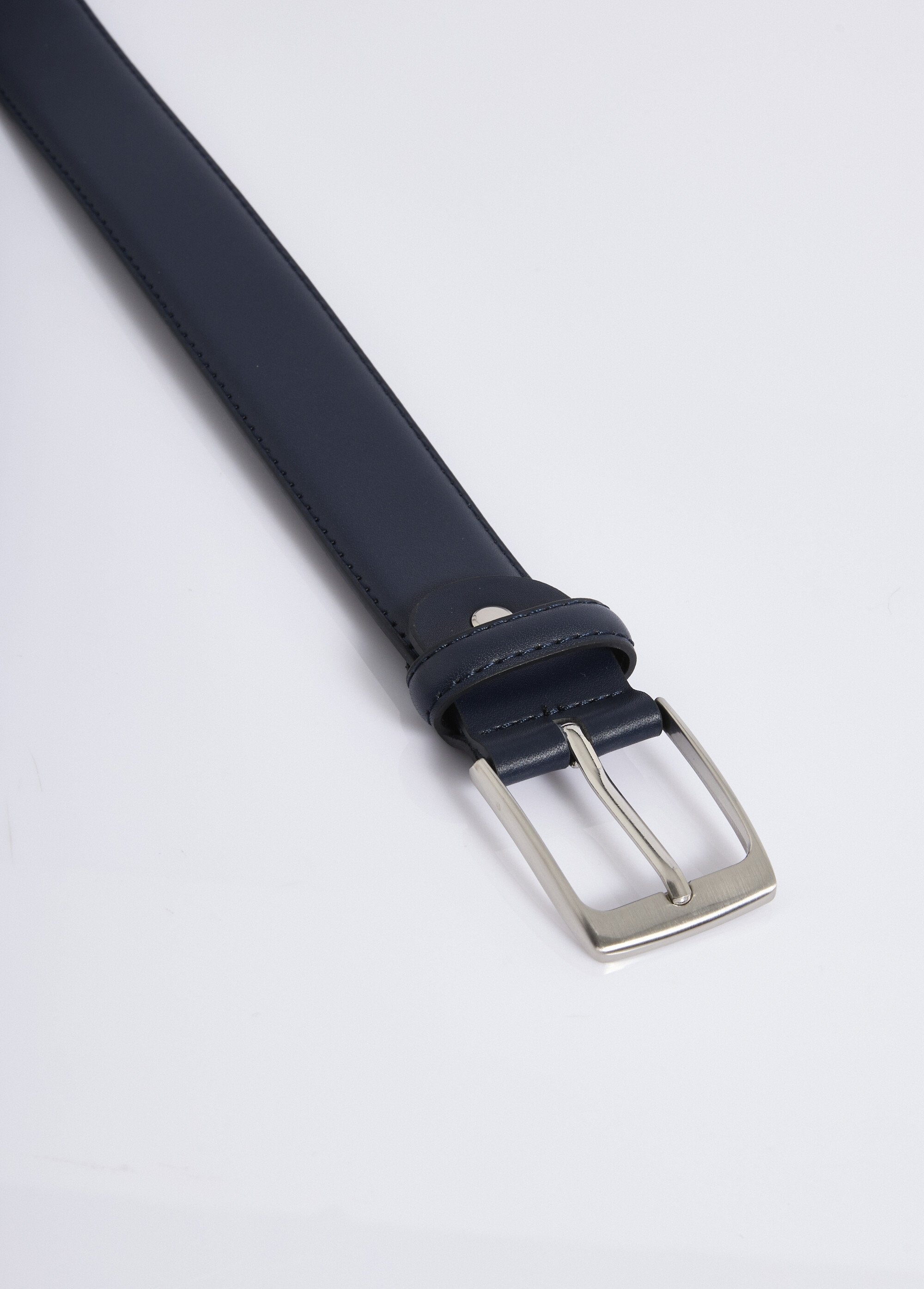 Faux_leather_belt,_metal_buckle_Marine_DE1_slim