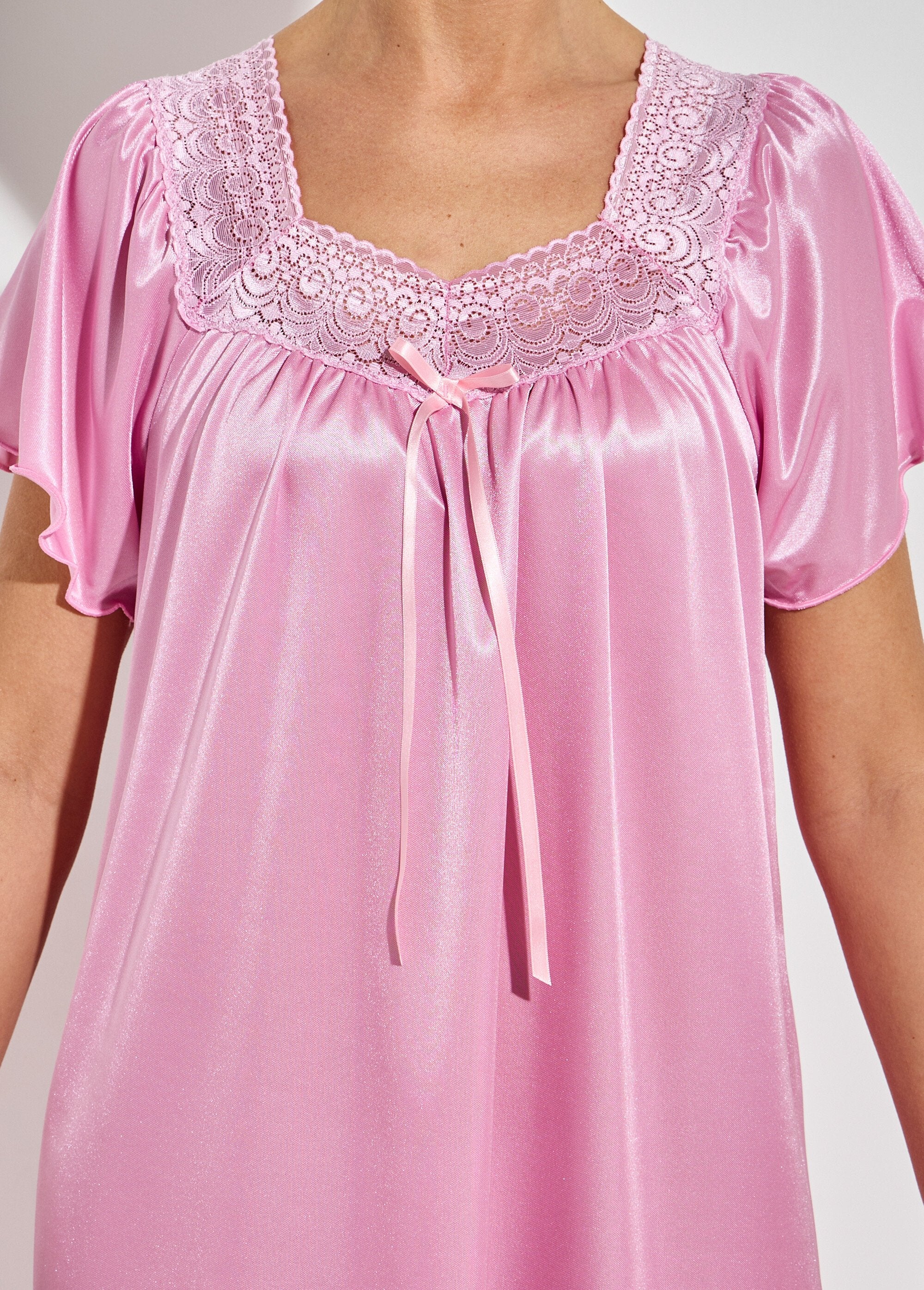 Long_satin_anti-static_lace_nightgown_Pink_DE2_slim