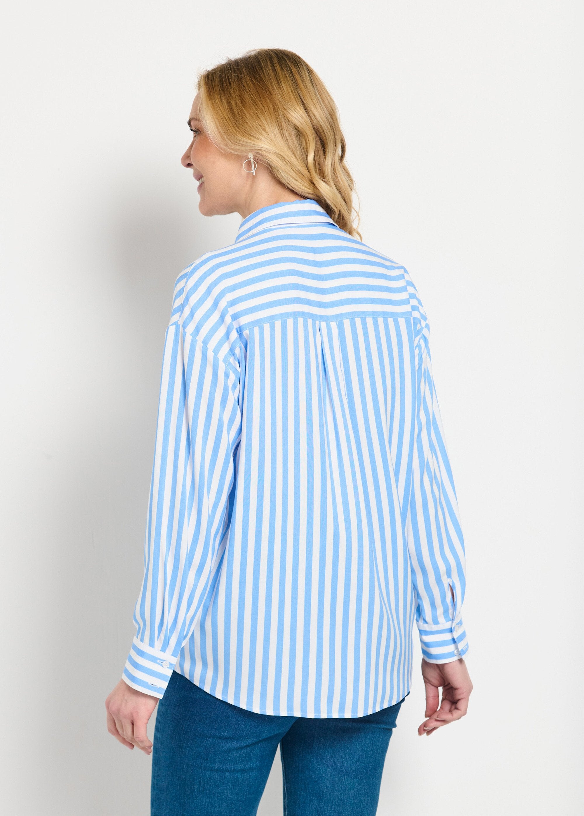 Long_sleeve_striped_flowing_blouse_Blue_and_white_DO1_slim