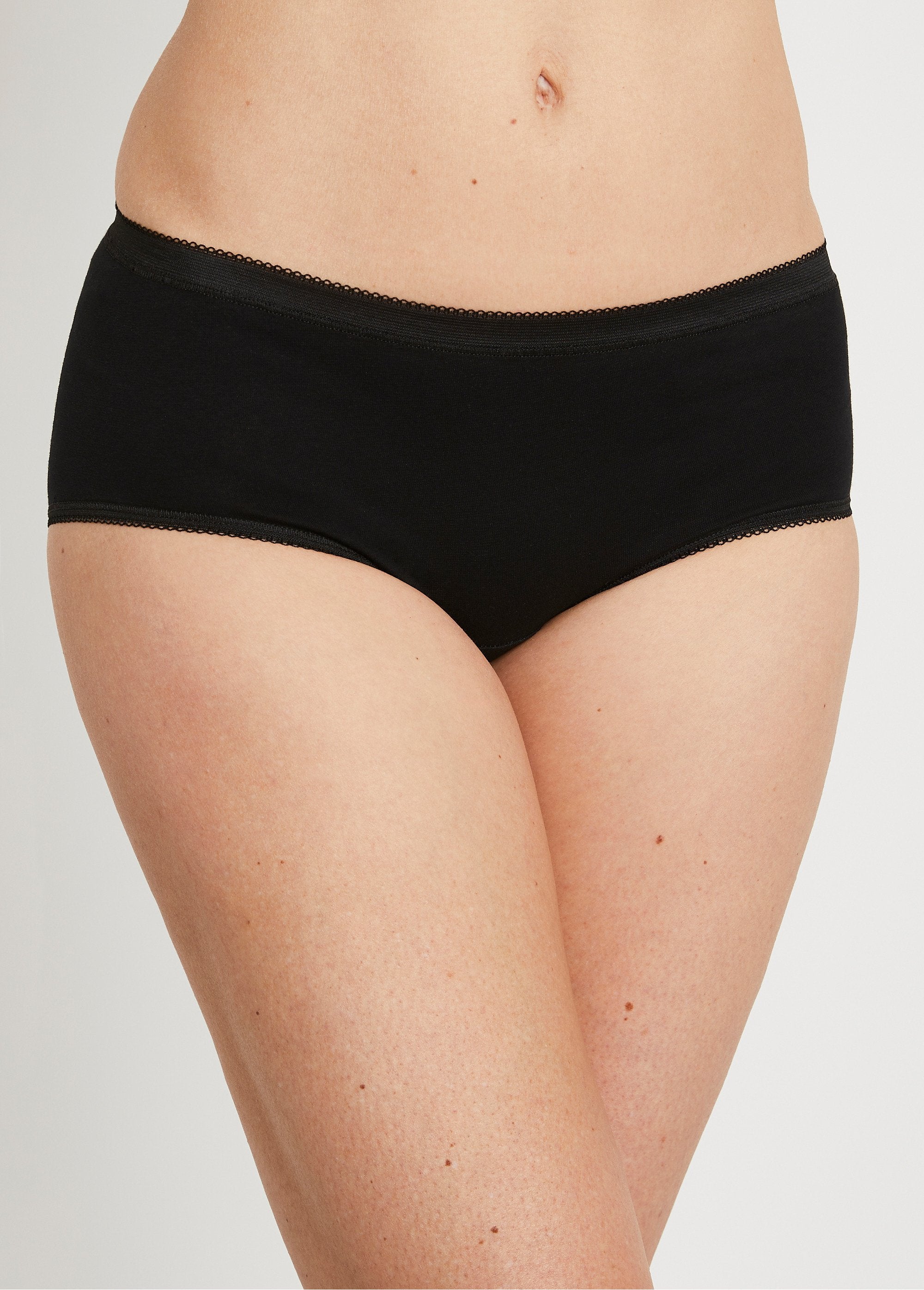 Normal_waist_shaping_cotton_panties_Black_FA1_slim