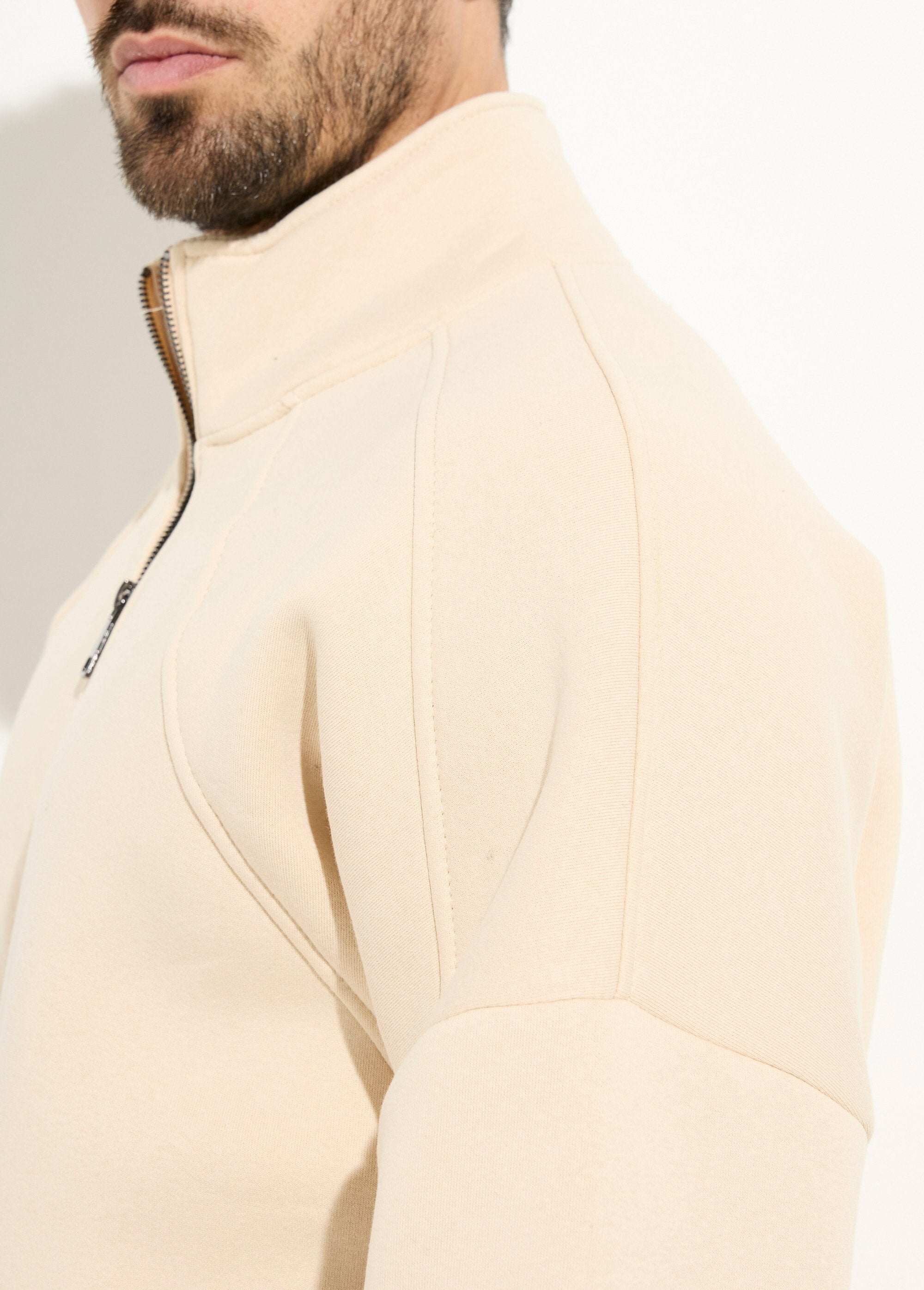 Warm,_brushed_fleece_loungewear_set_Beige_DE4_slim