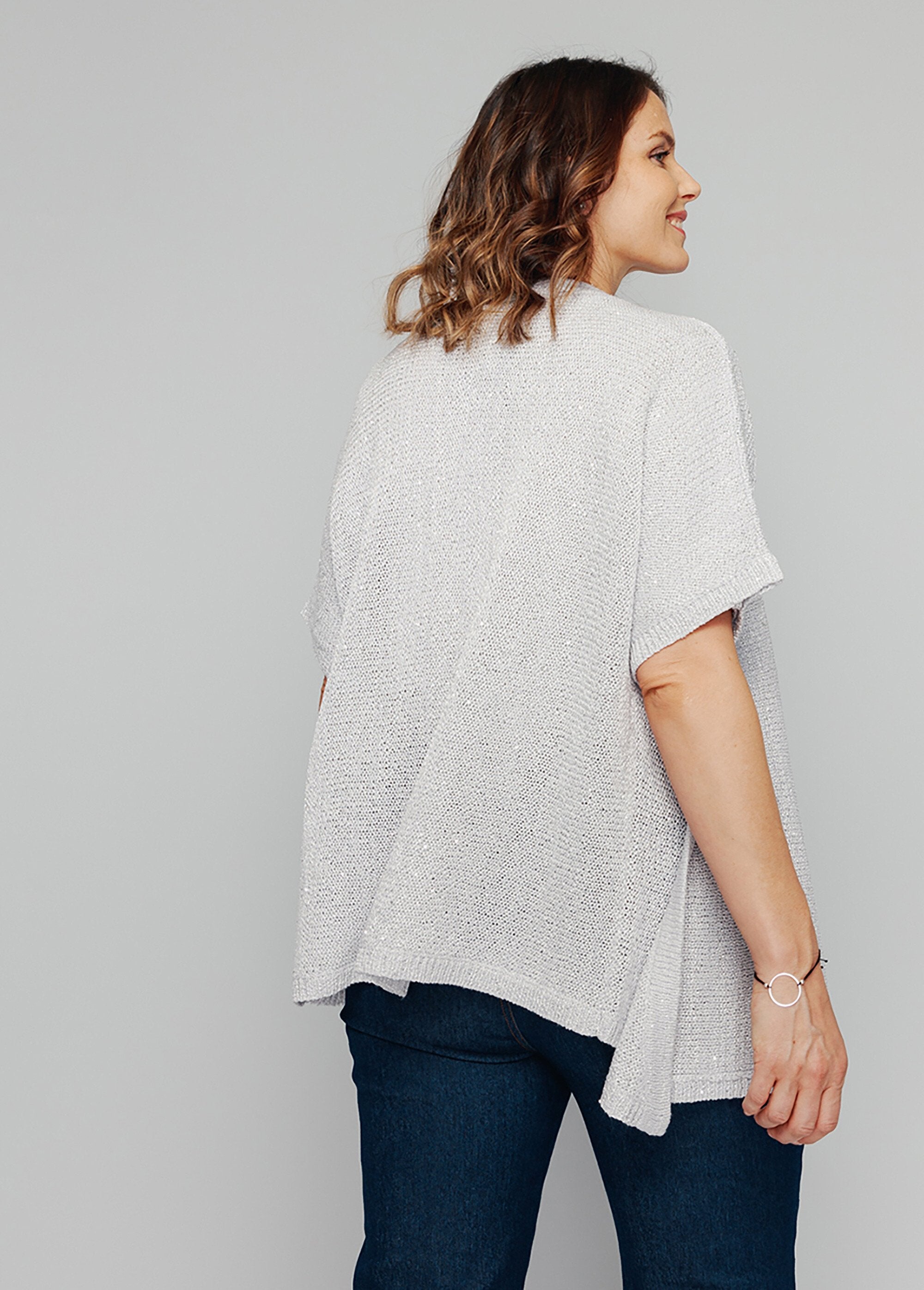 Shiny_knit_bolero_vest_Money_DO1_curvy