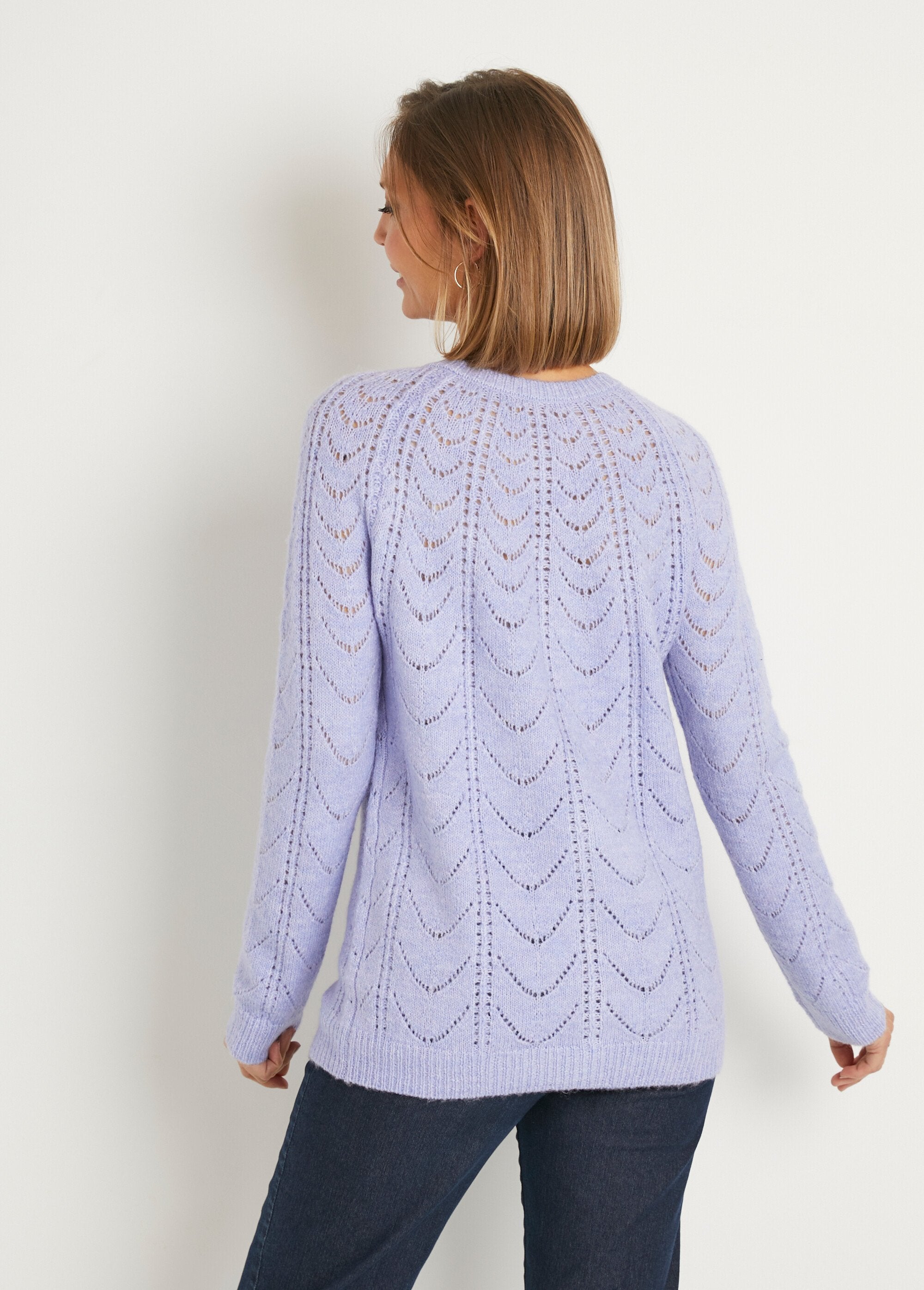 Round-neck_buttoned_cardigan_with_openwork_detailing_Parma_DO1_slim