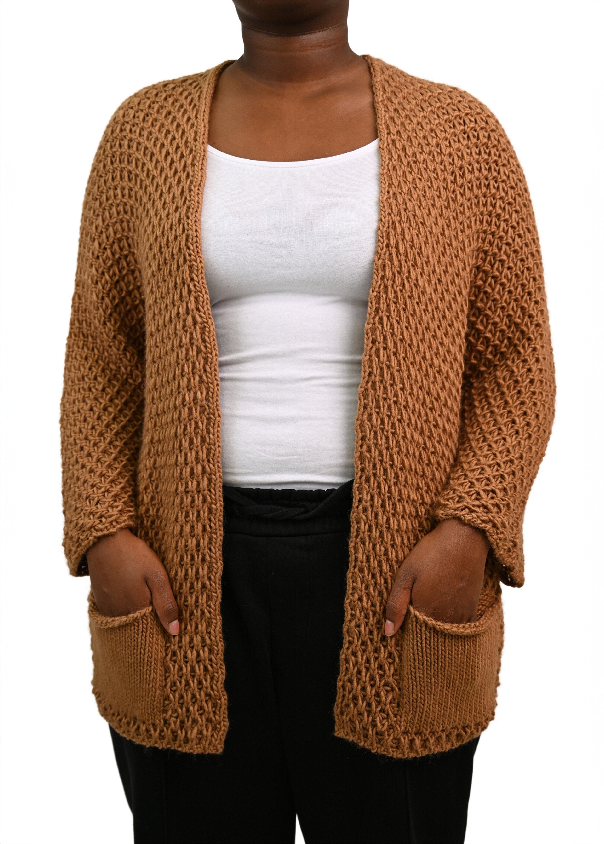 Long_seamless_fancy_knit_vest_Hazelnut_FA2_curvy