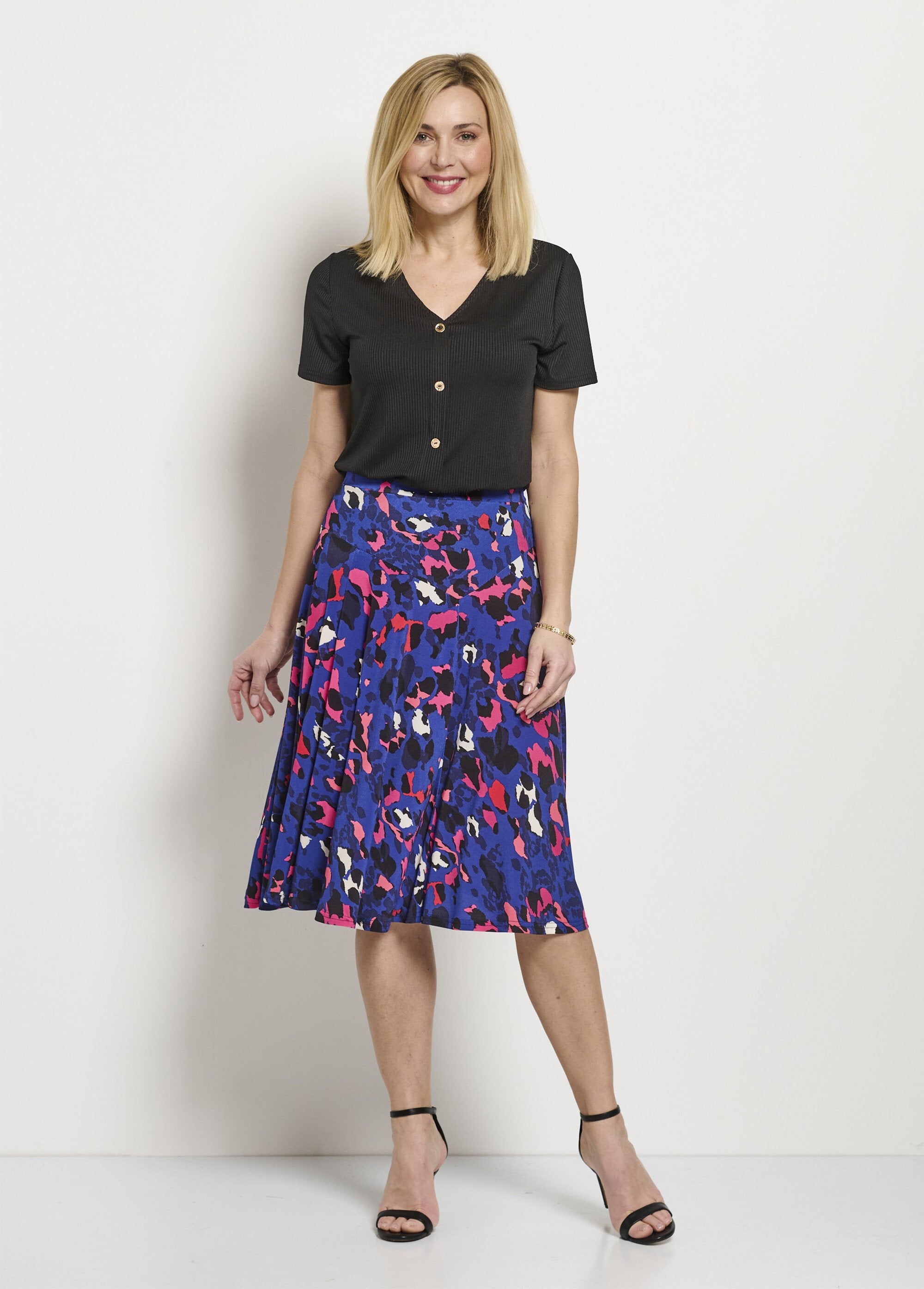 Leopard_print_mid-length_flared_skirt_Blue_and_fuchsia_SF1_slim