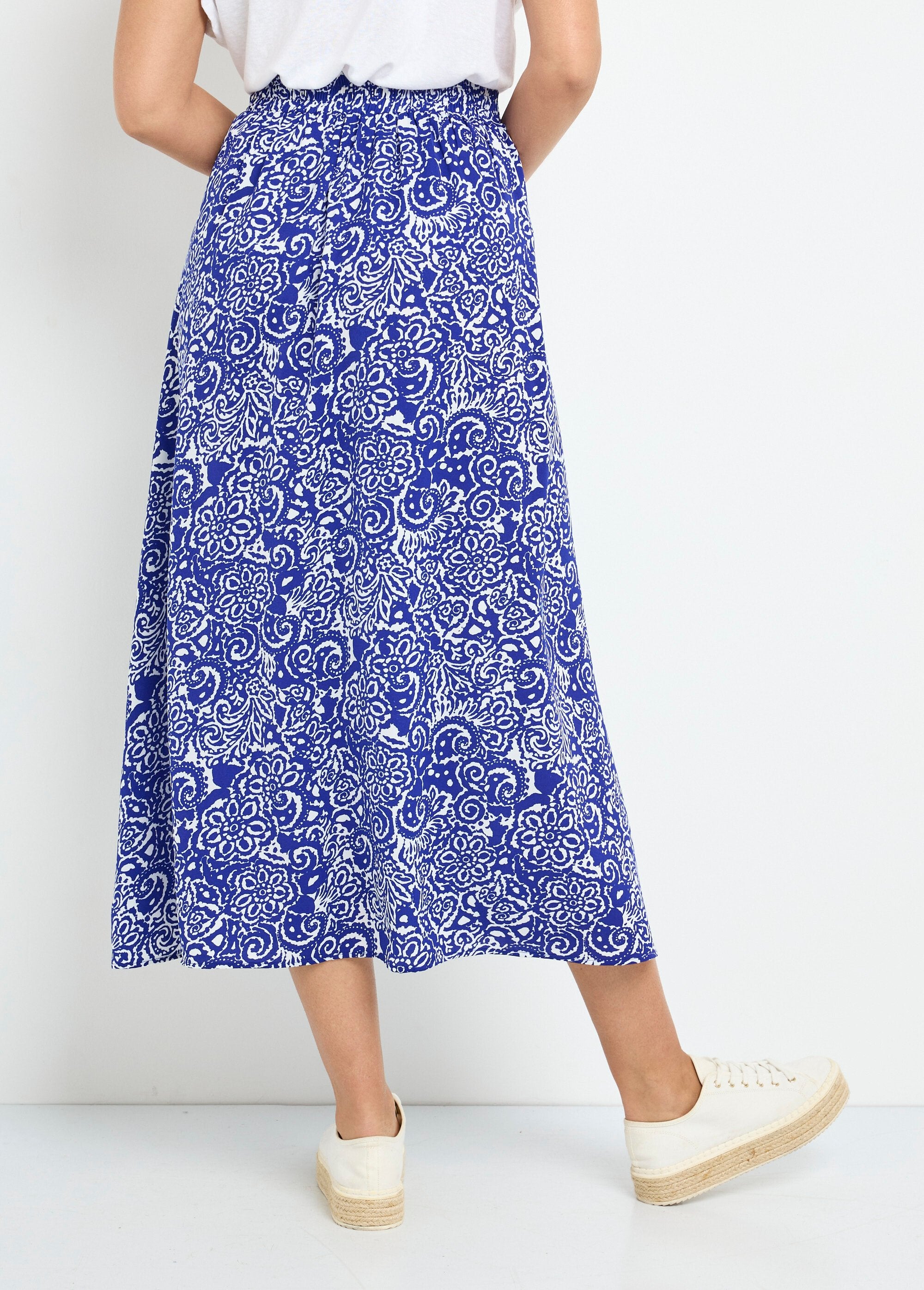 Long,_flowing,_ethnic_chic_skirt_Blue_DO1_slim