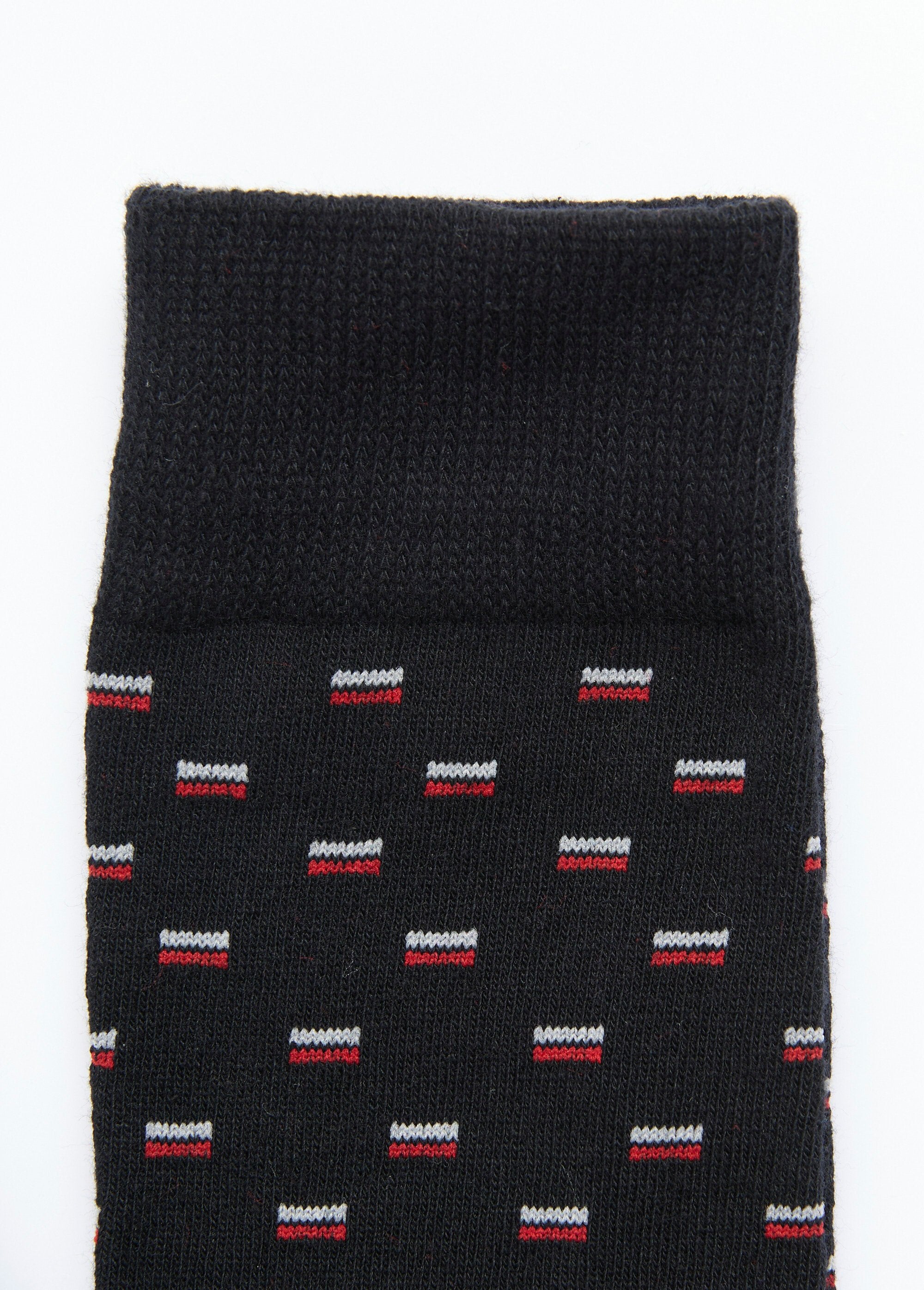 Pack_of_6_classic_socks_Black_matching_DE2_slim