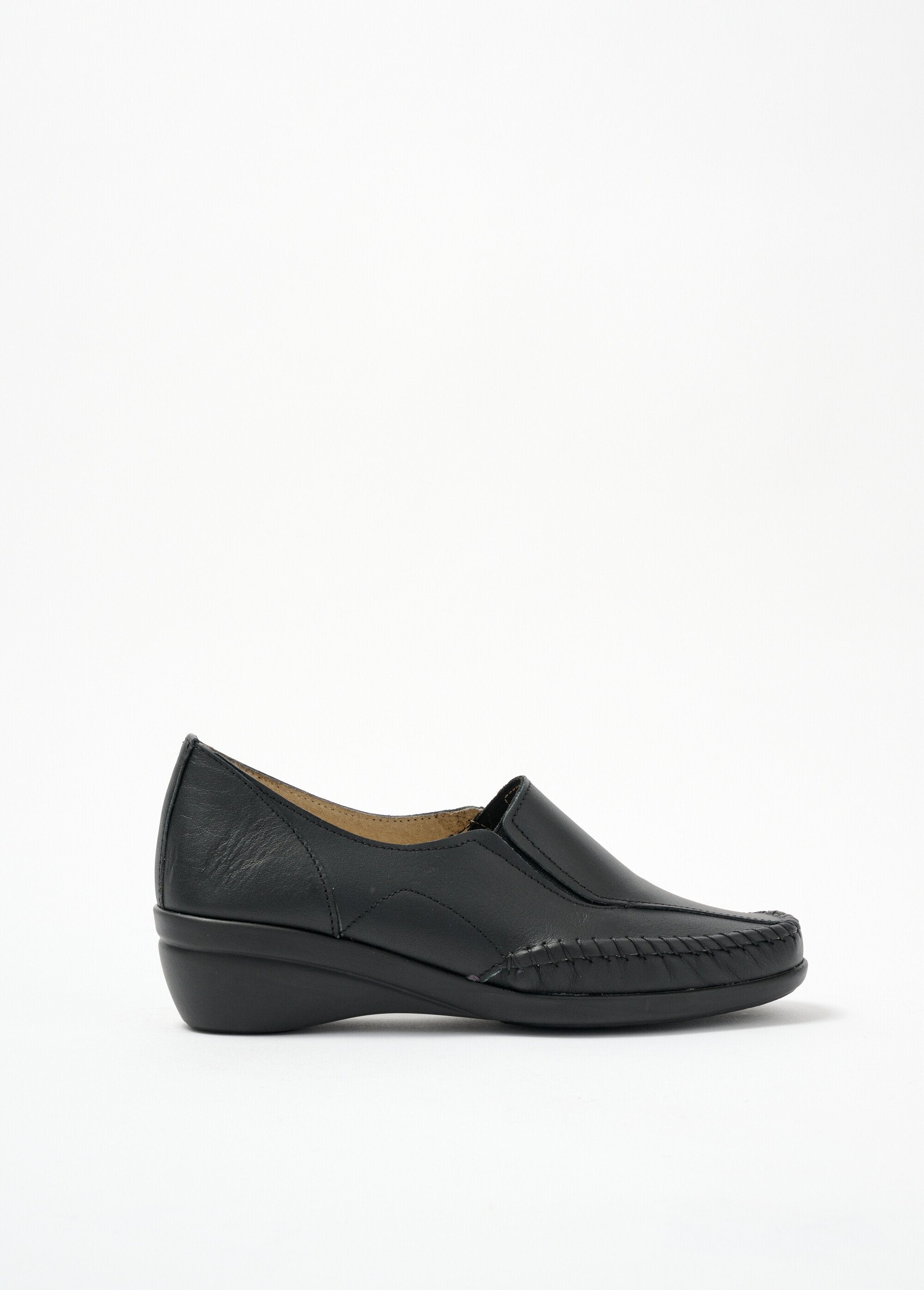 Large-width_leather_wedge_loafers_Black_DR1_slim