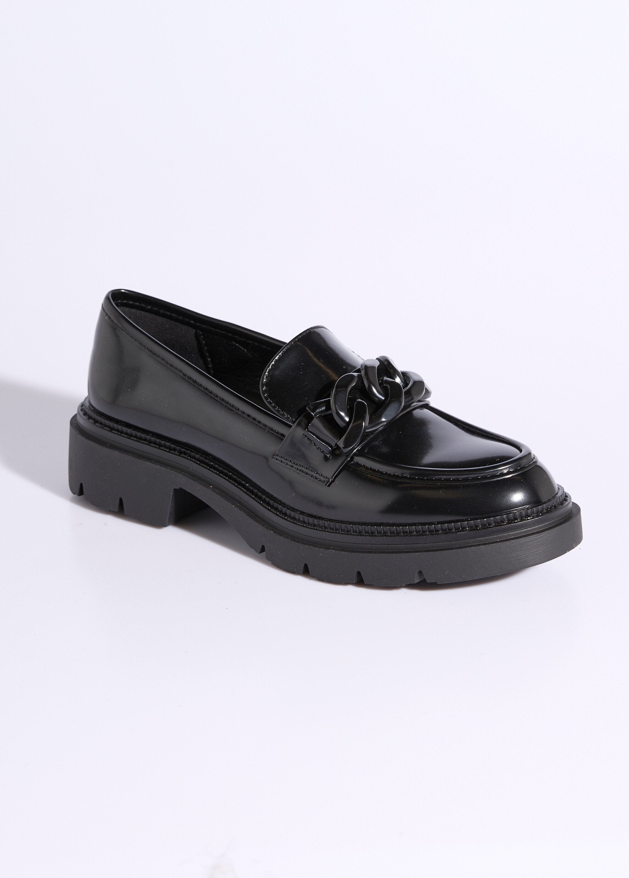 Chunky_style_loafers_with_metal_links_Black_FA1_slim