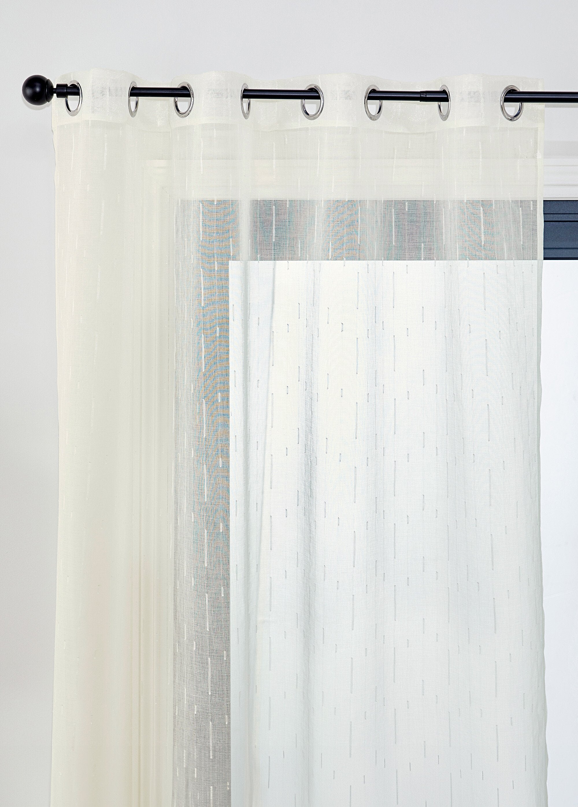 Panneau_étamine_fils_coupés_finition_oeillets_Ivoire_FA1_slim