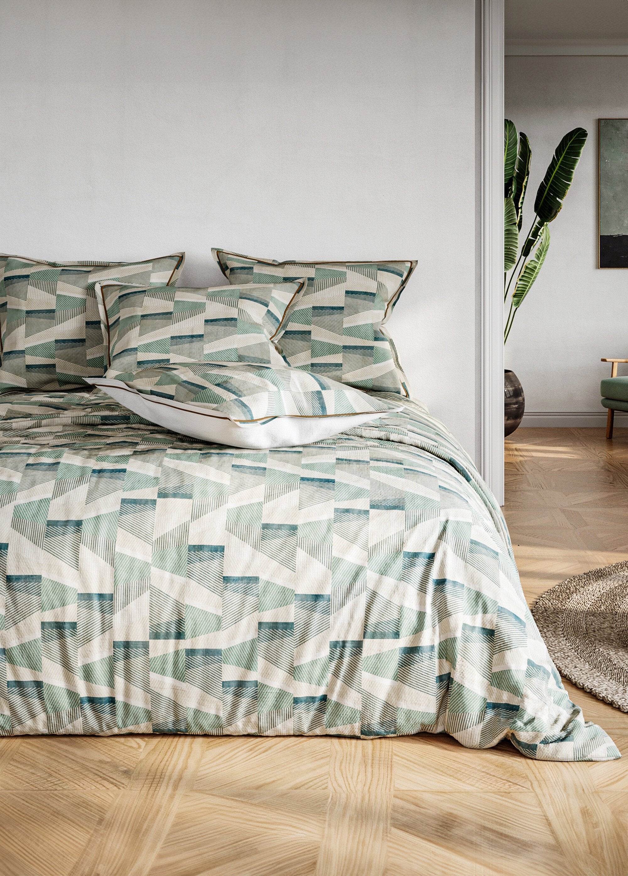 4-piece_bed_set_with_flat_sheet,_four-color_Blue_print_FA1_slim