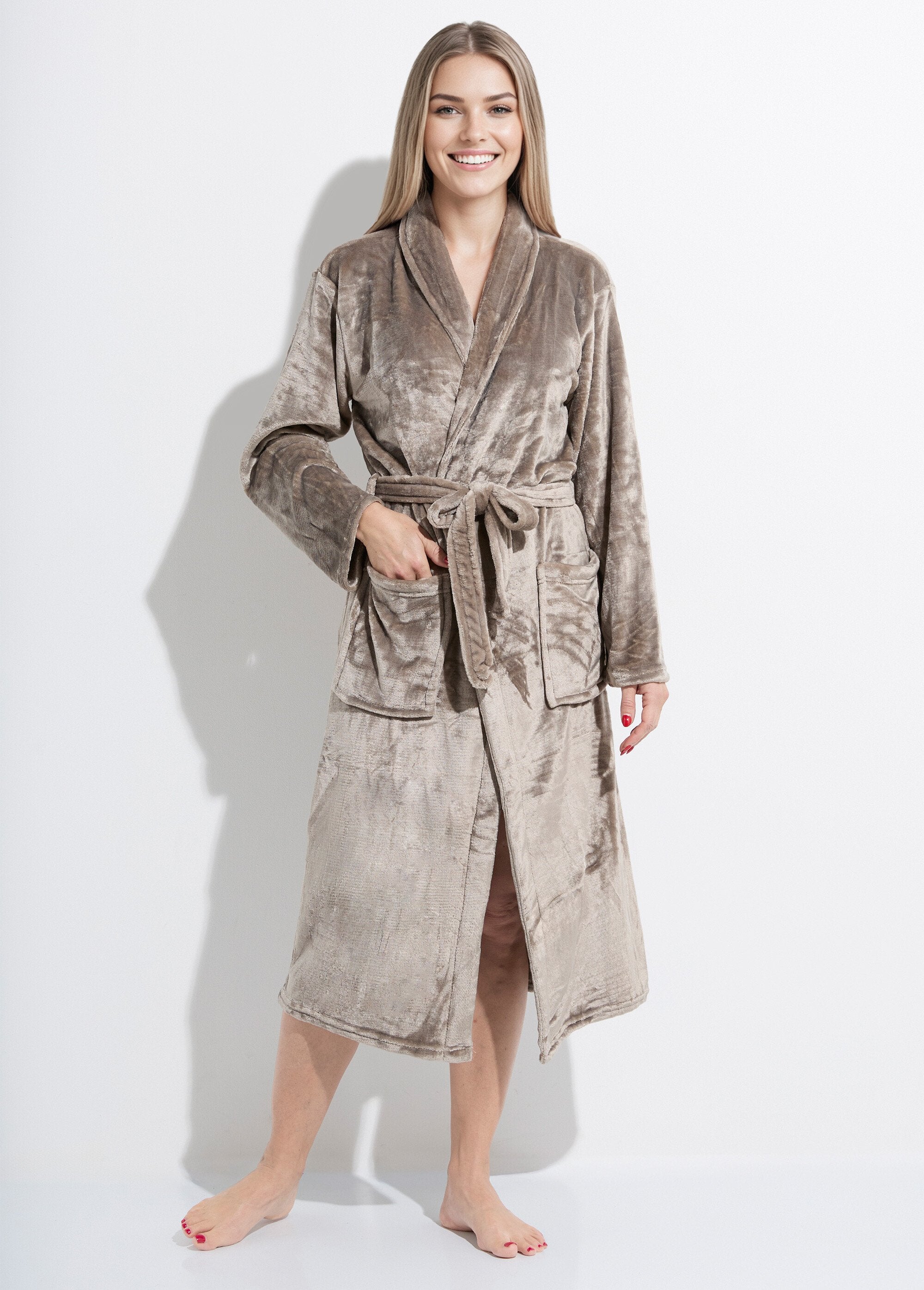 Long_fleece_bathrobe_with_shawl_collar_Mole_FA1_slim