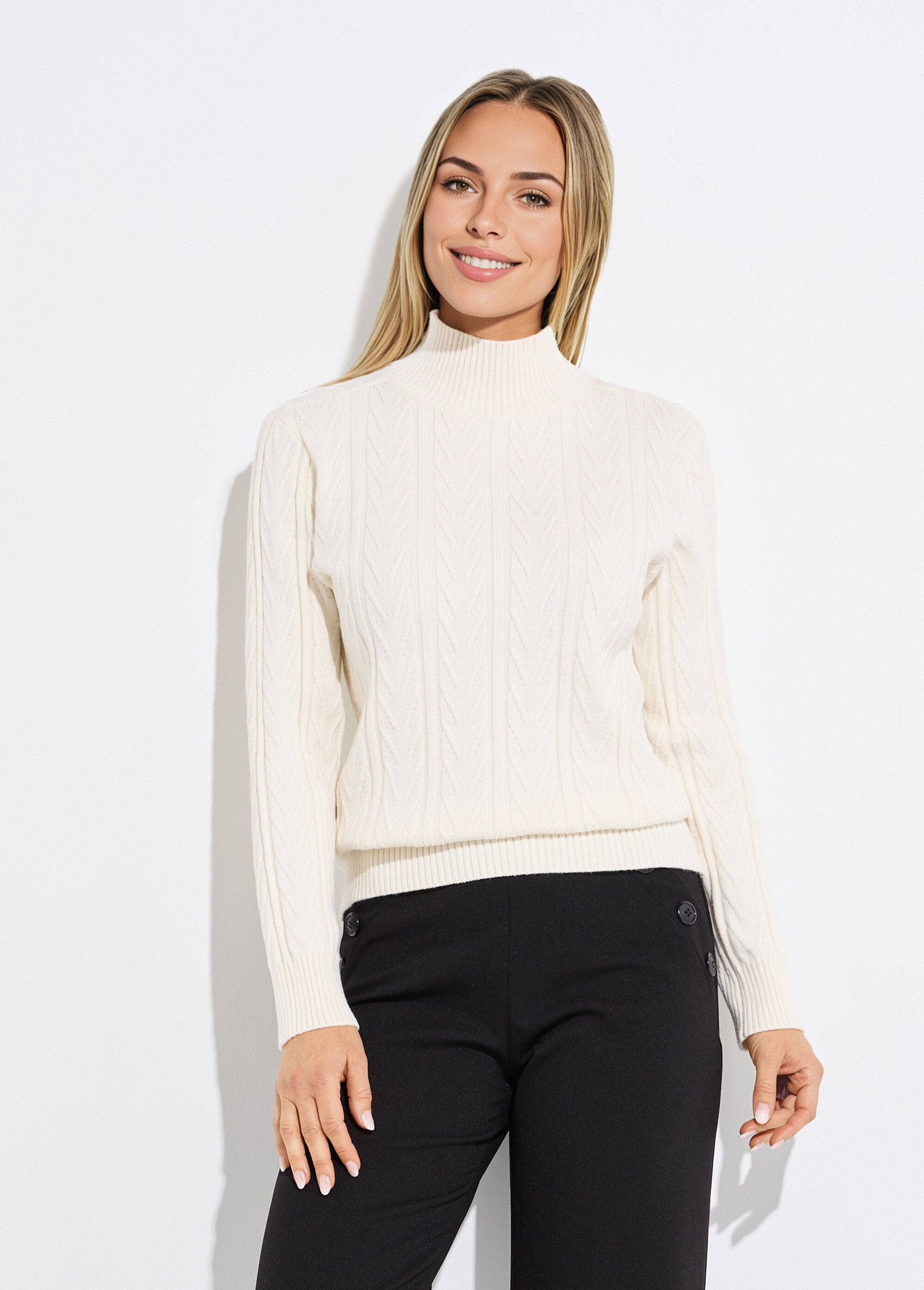 Pull_chaud_col_montant_côtelé_et_torsadé_Ecru_FA1_slim