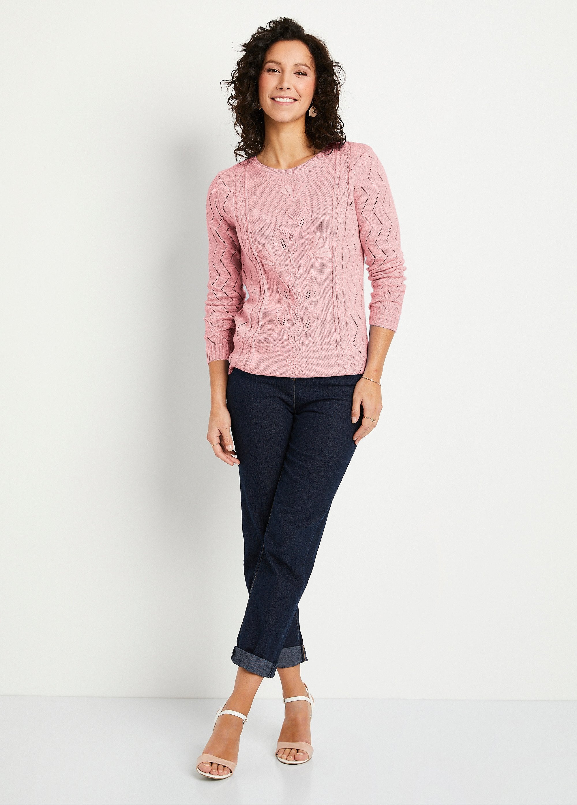 Short_openwork_cable_sweater_Pink_SF1_slim