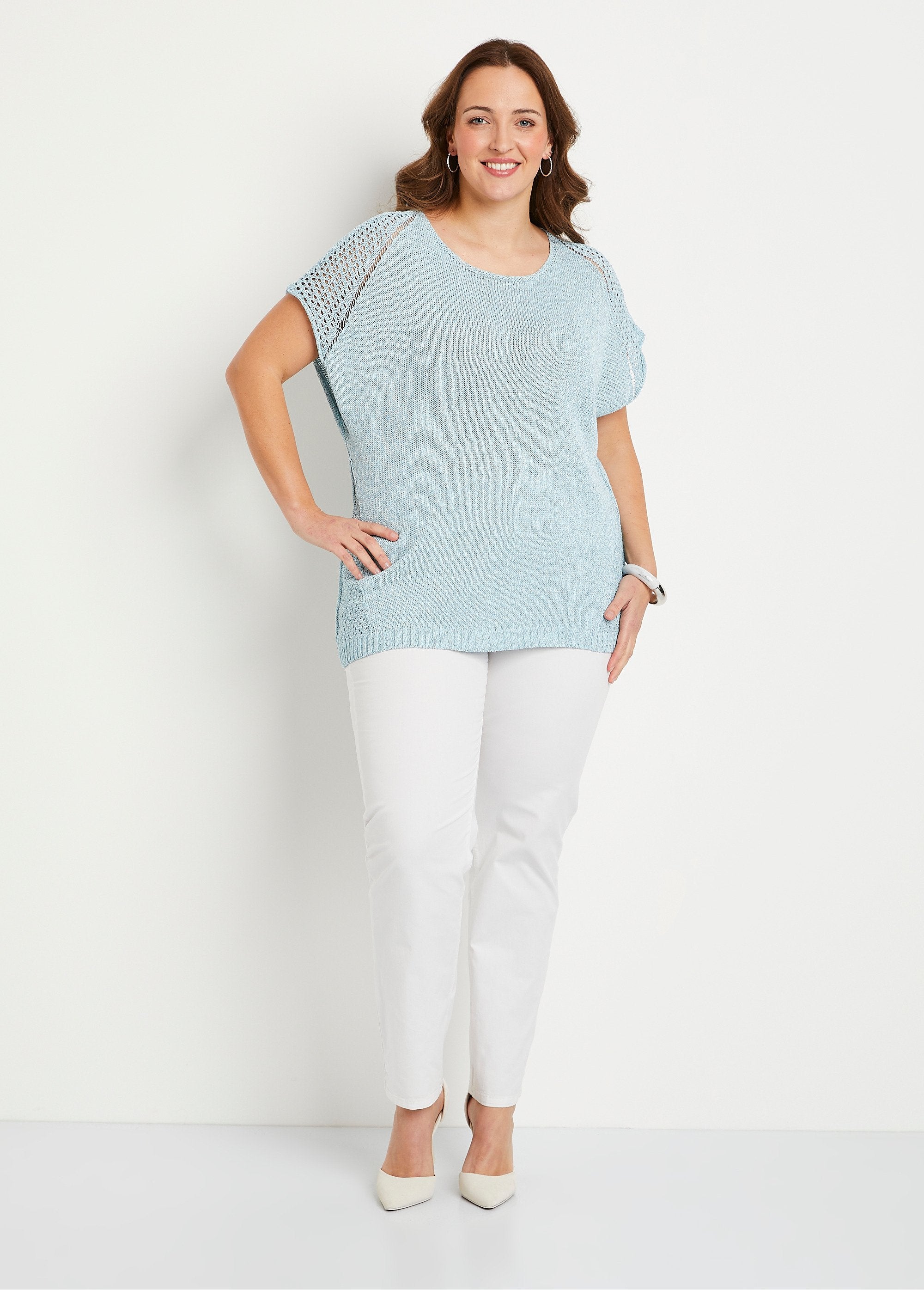 Fine_openwork_short-sleeved_sweater_Blue_SF1_curvy