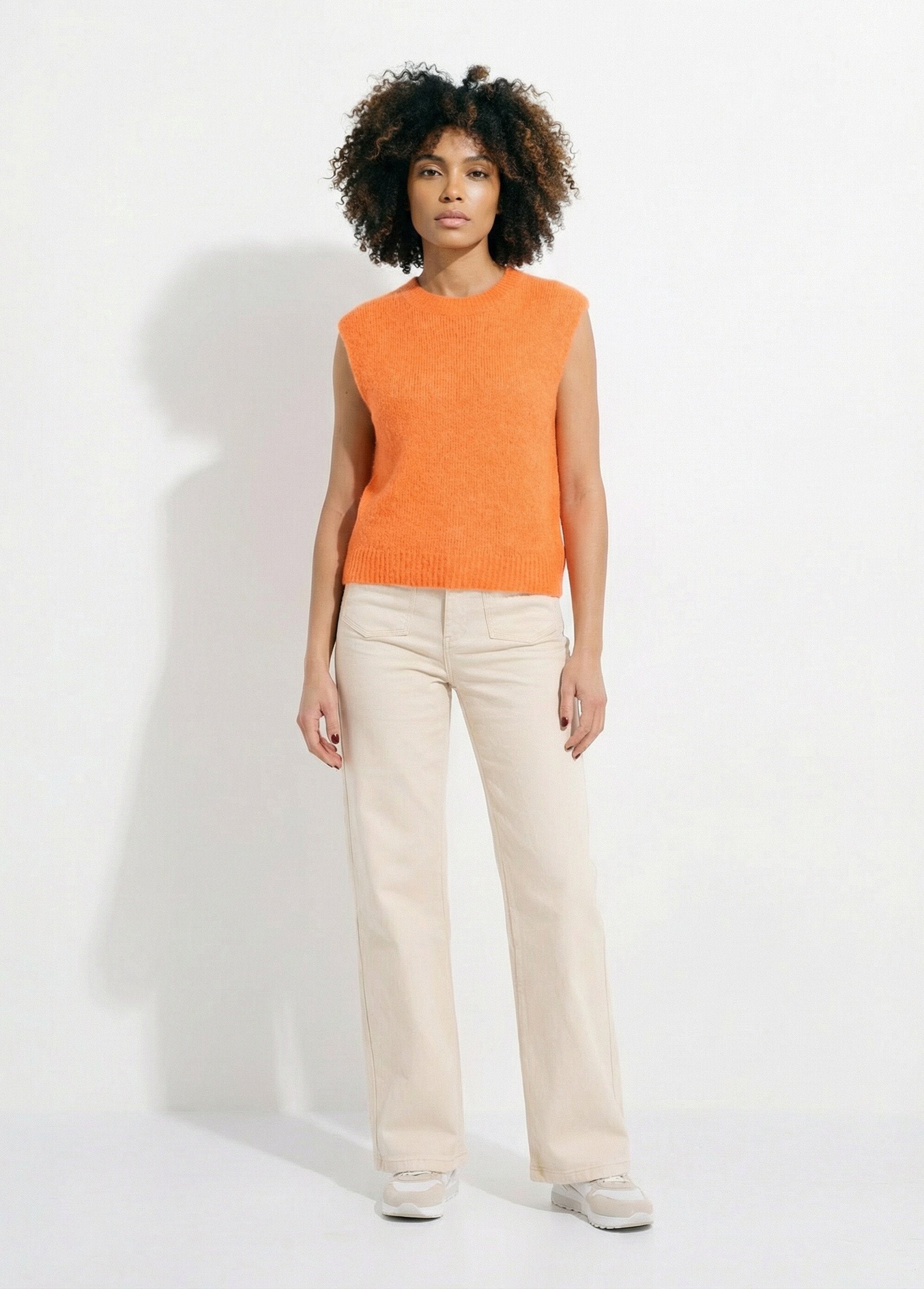 Sleeveless_knit_sweater_with_wool_Bright_orange_SF1_slim
