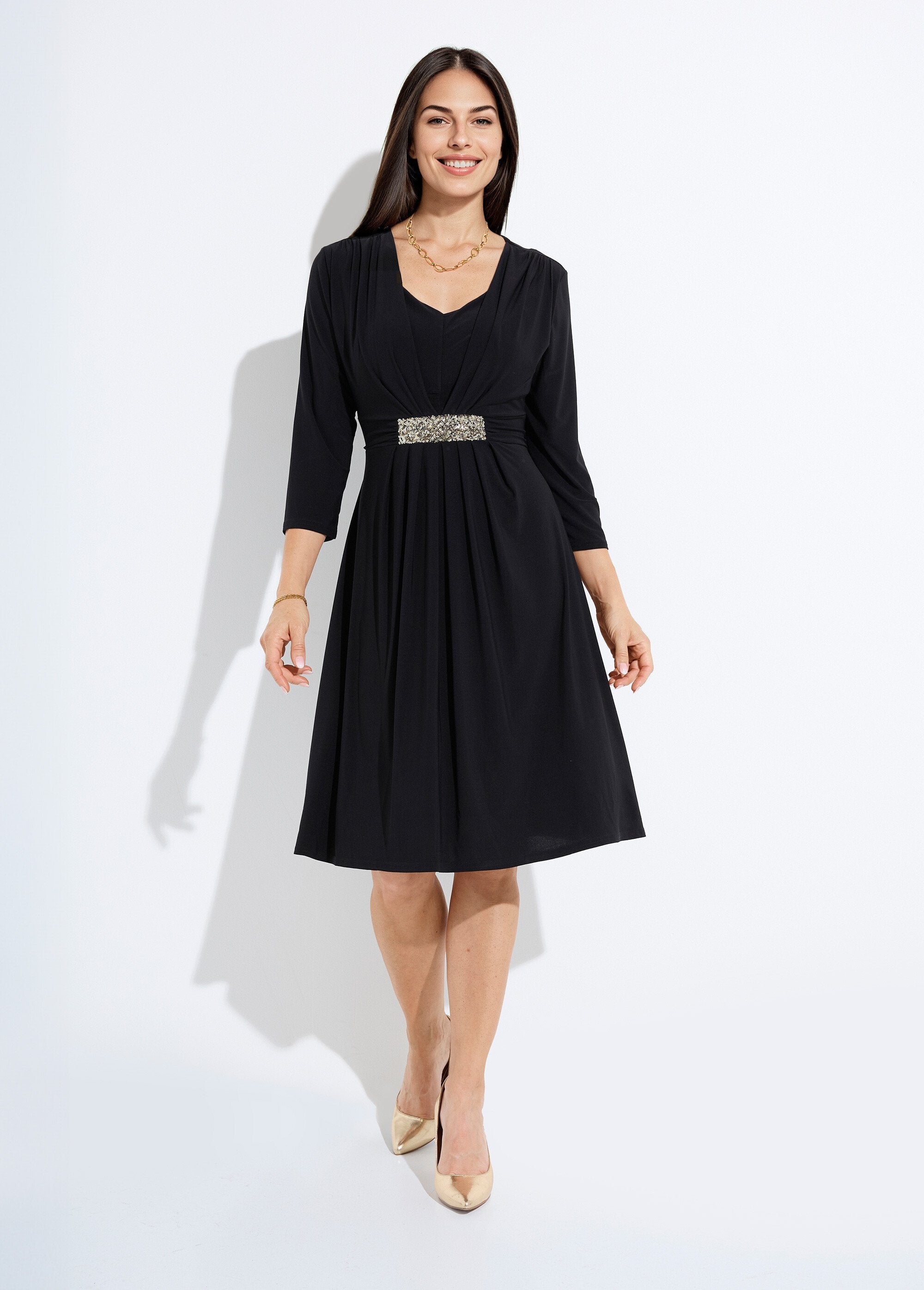 Short_V-neck_dress_with_draped_effect_and_jeweled_belt_Black_FA1_slim