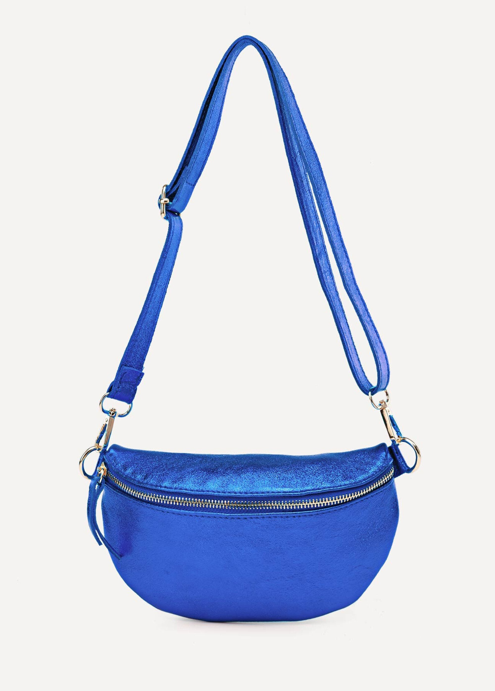 Women's_metallic_leather_fanny_pack_Electric_blue_DE2_slim