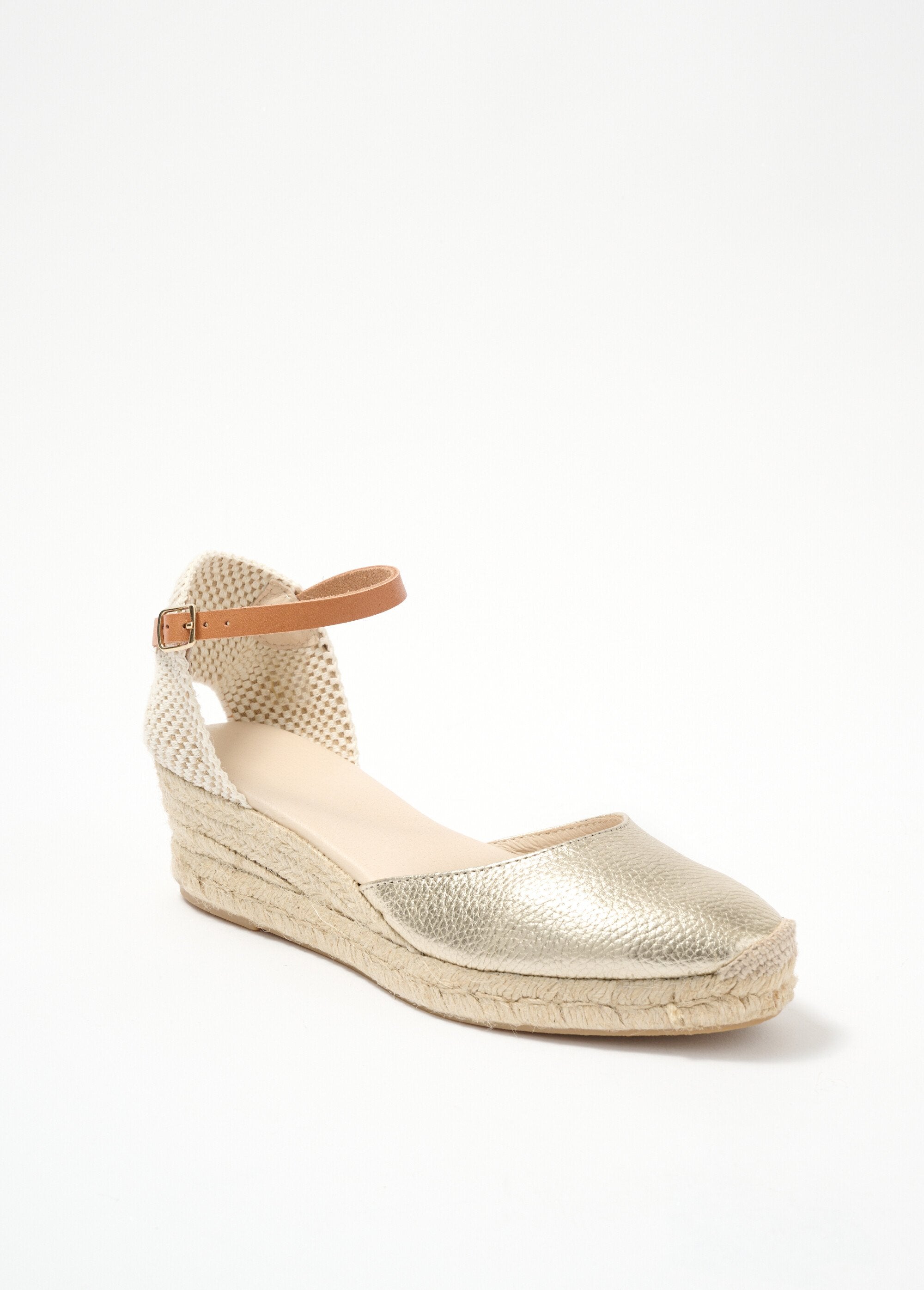 Leather_and_jute_wedge_sandals_with_coated_heel_Golden_FA1_slim