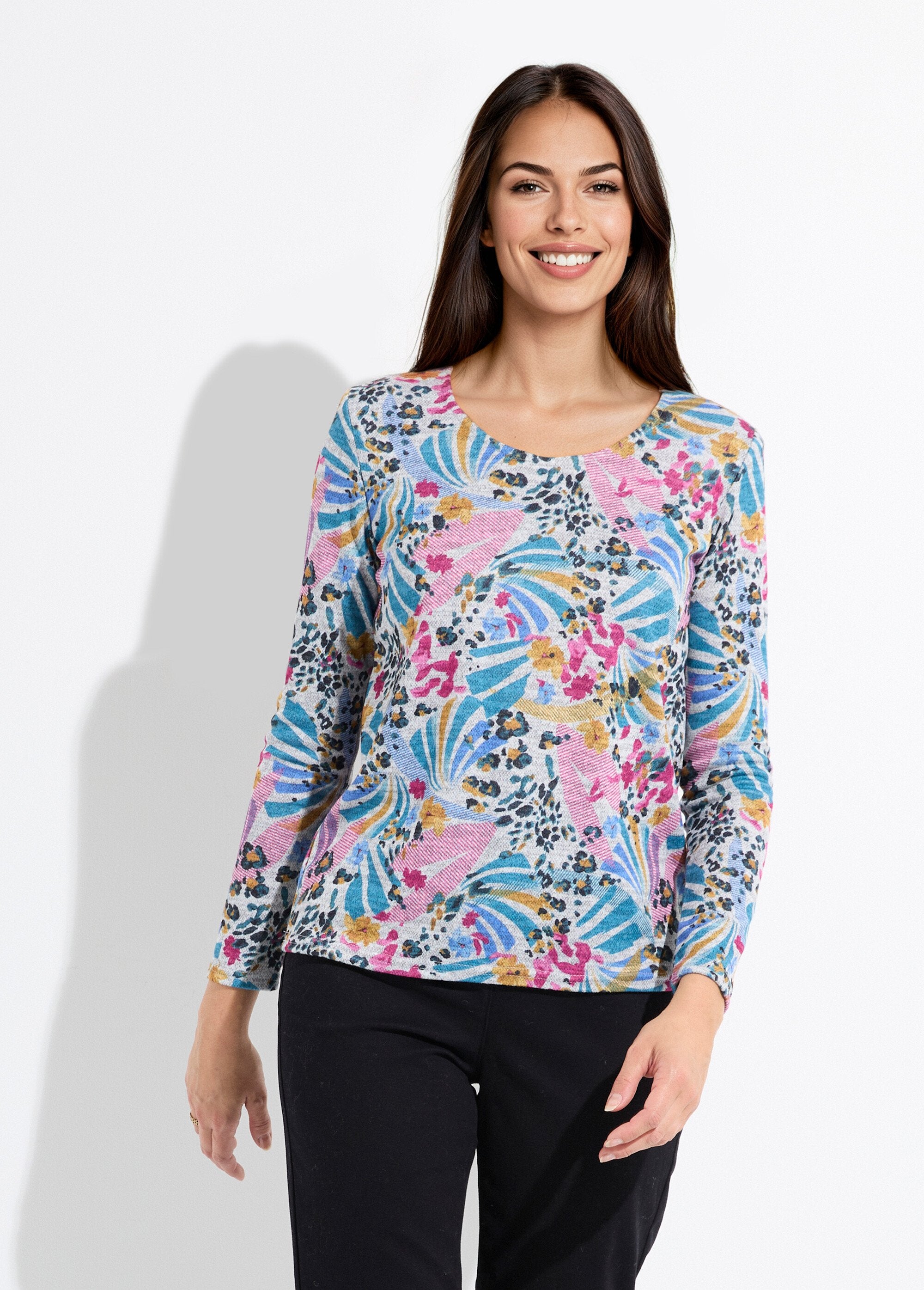 Warm_printed_round_neck_long_sleeve_T-shirt_Gray_and_pink_FA1_slim