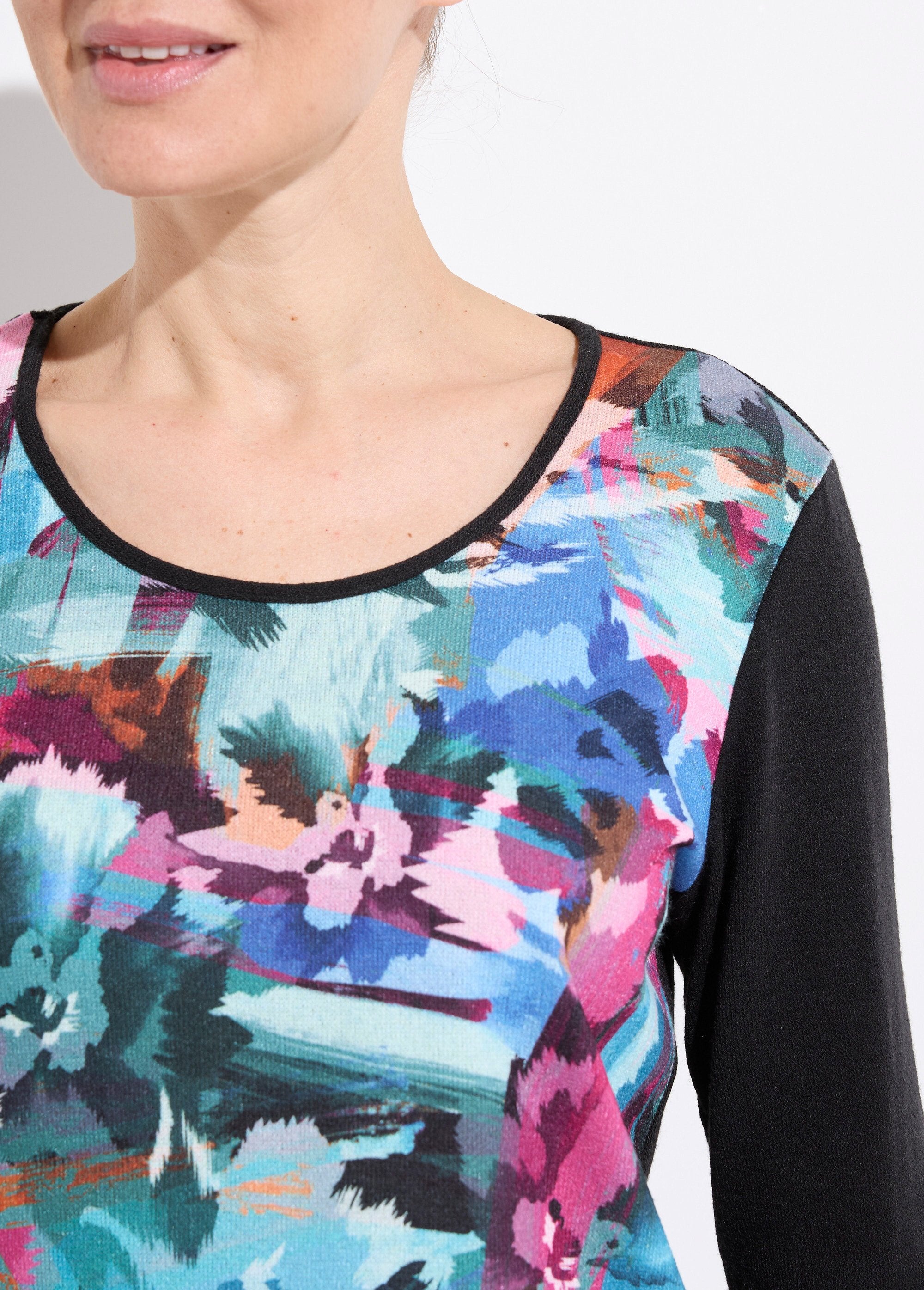Warm,_plain_T-shirt_with_long-sleeved_front_motif_Multicolore_DE1_slim
