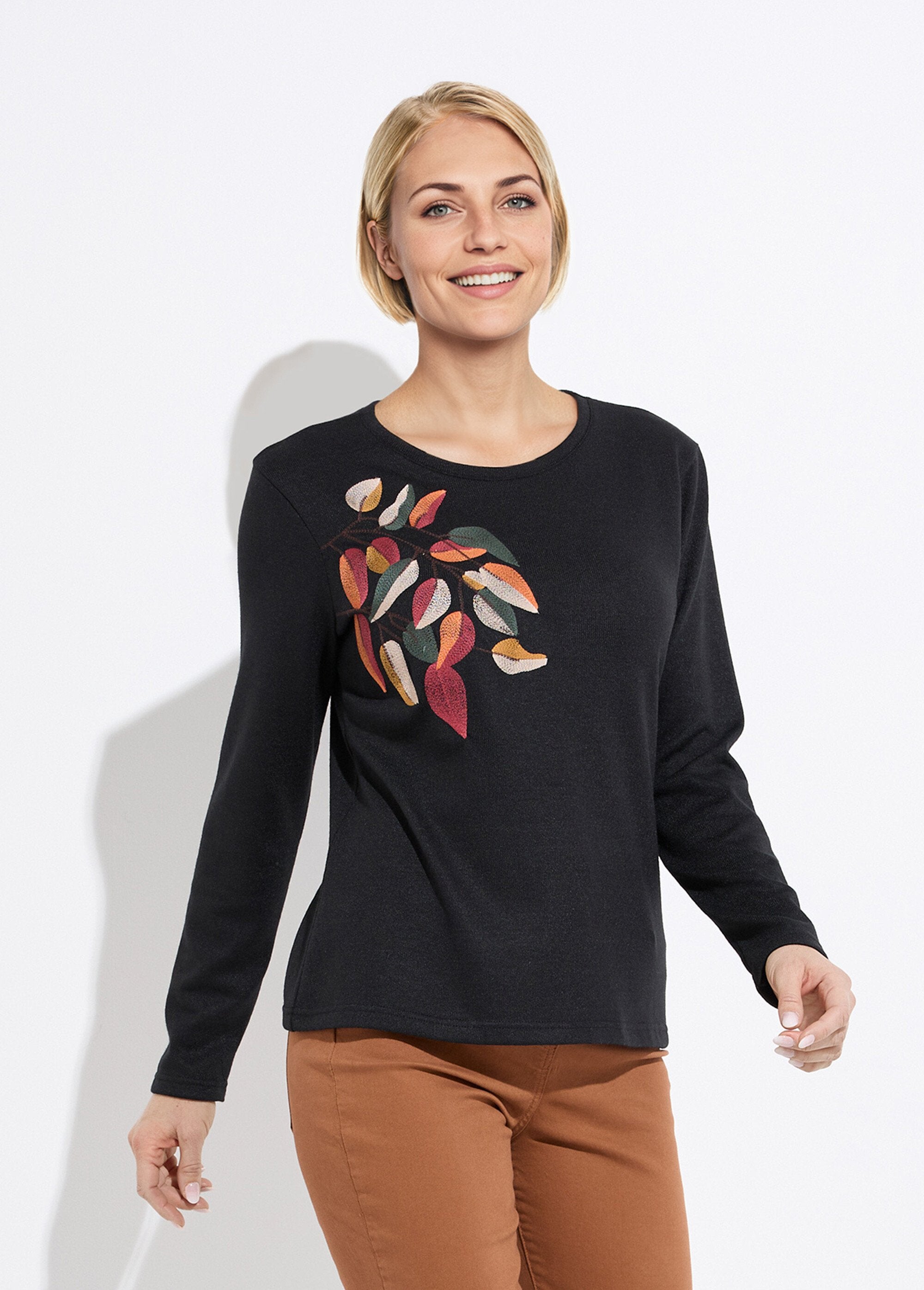 Plain_embroidered_round_neck_long_sleeve_T-shirt_Black_FA1_slim
