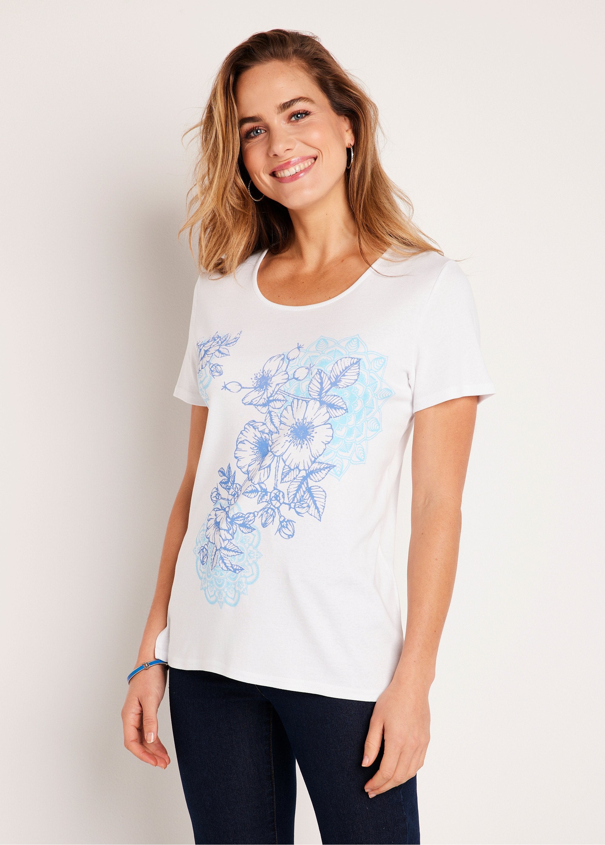 Long_patterned_t-shirt_White_FA1_slim