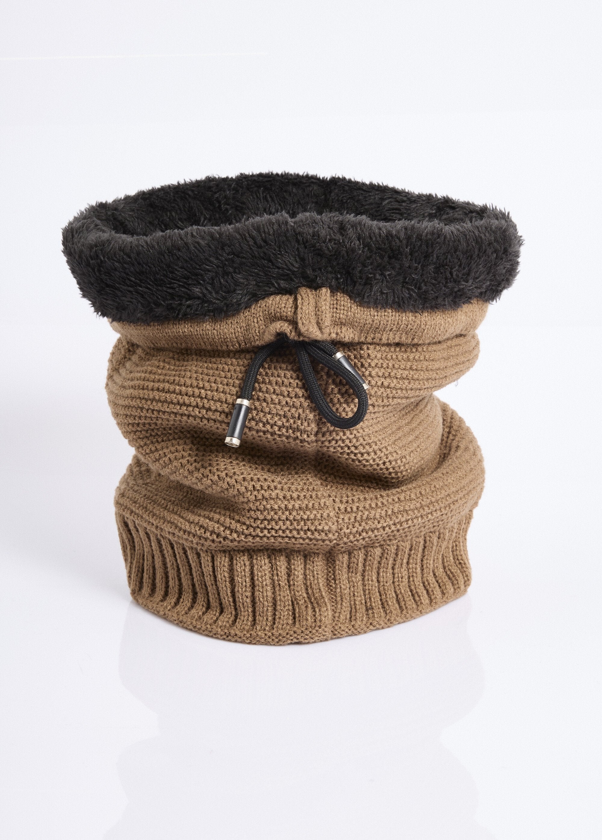 Knit_and_sherpa_neck_warmer,_rice_stitch_Mole_FA1_slim